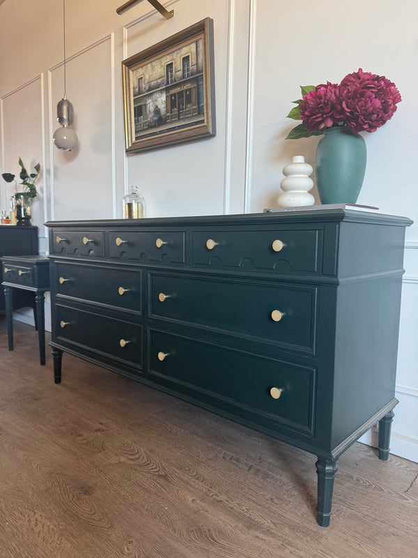 Decro dresser green, view 3