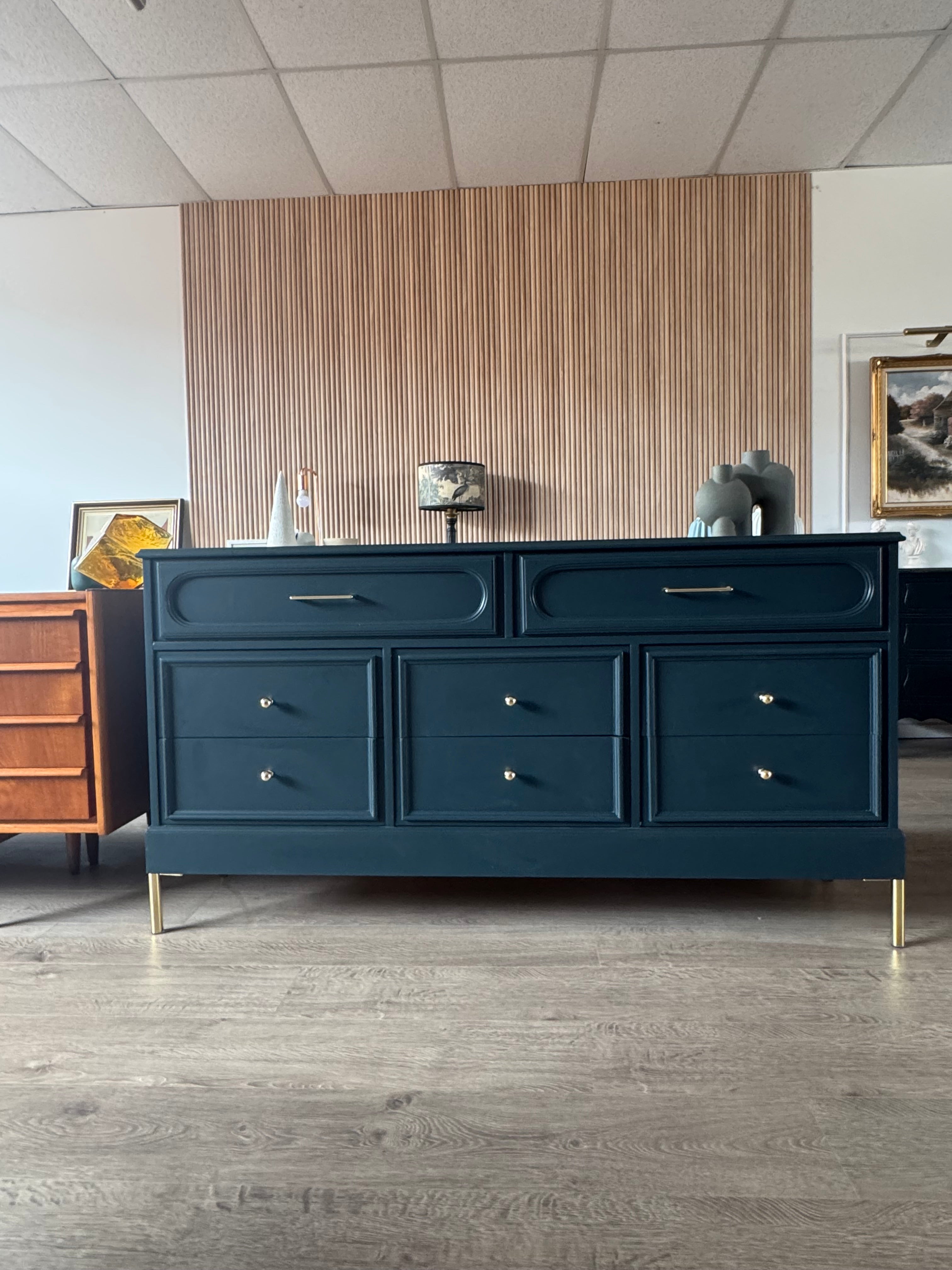 Stunning 8 Drawer Dresser with Gold Hardware