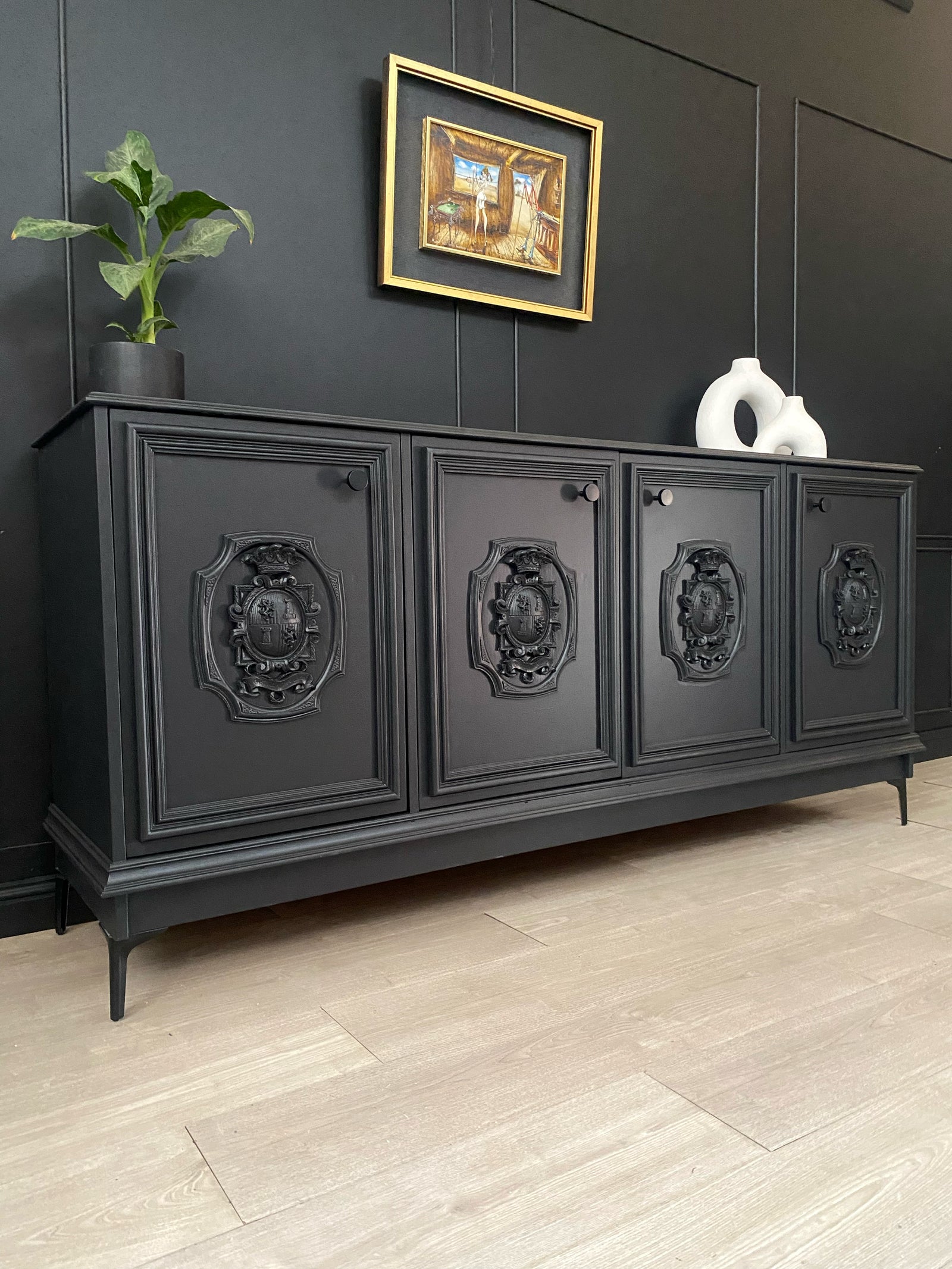 Mid-century sideboard black