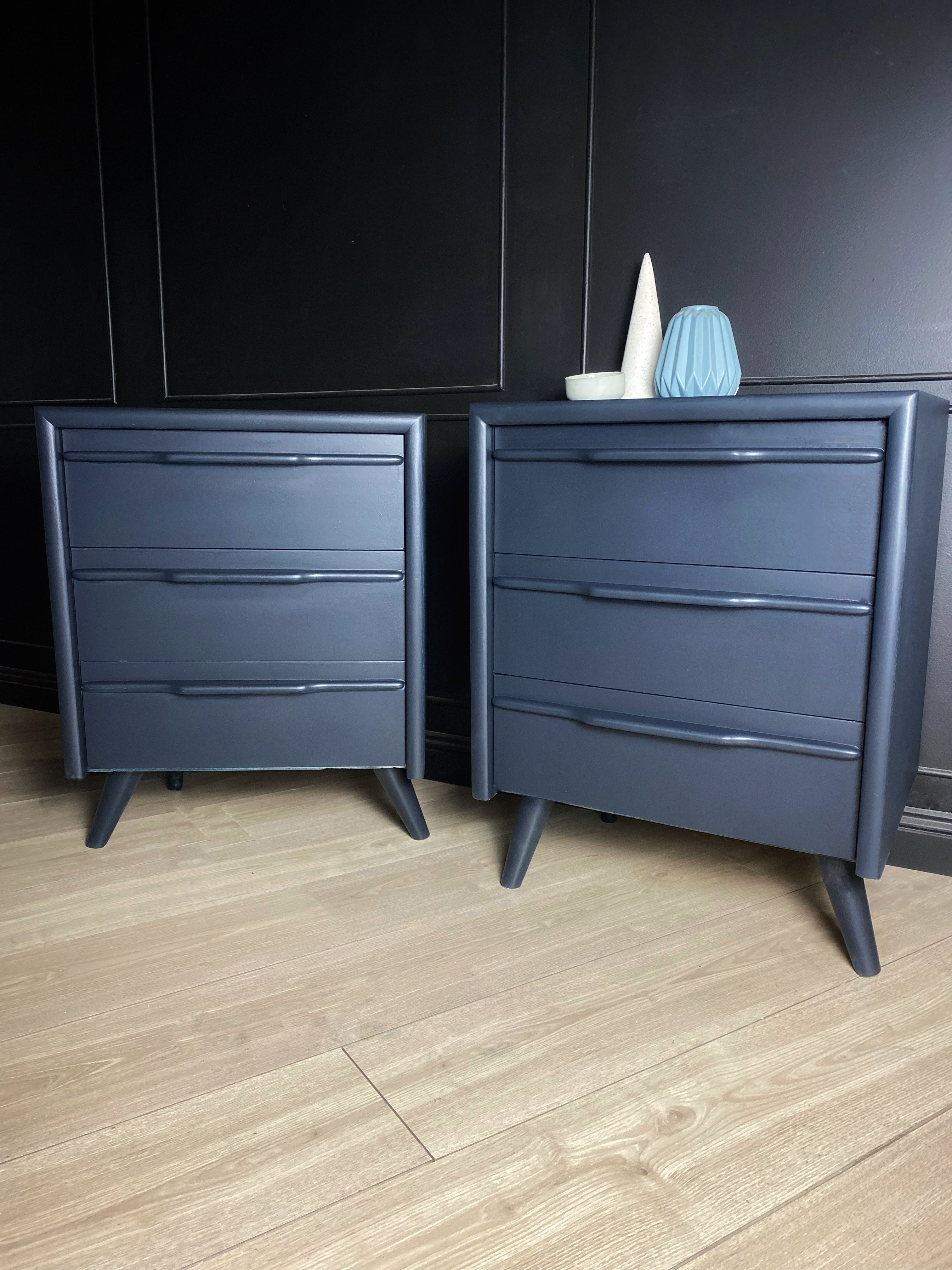 ‘Kalmar Interiors’ stunning bedside tables