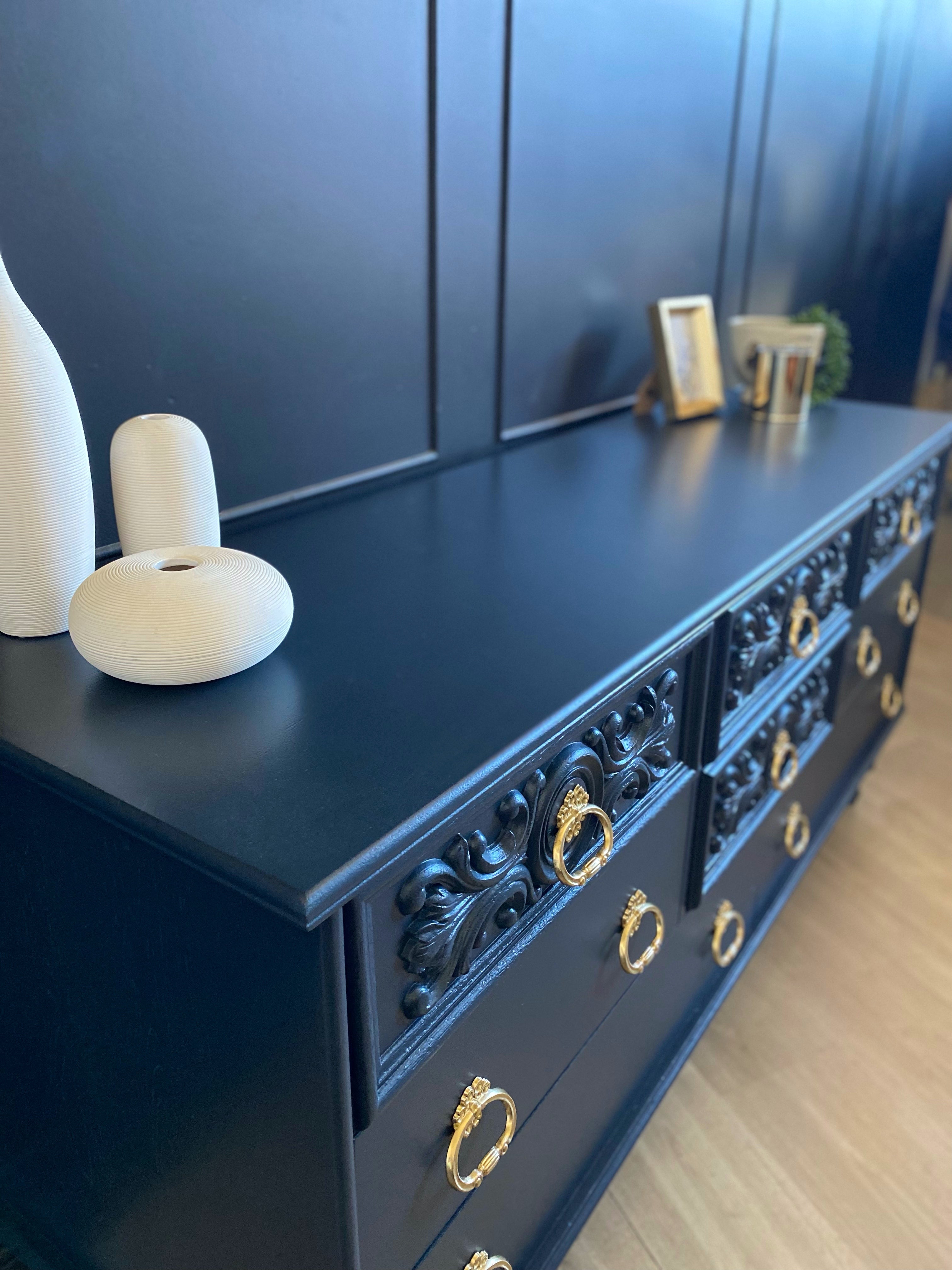 Hayson blue dresser / drawers with original gold handles