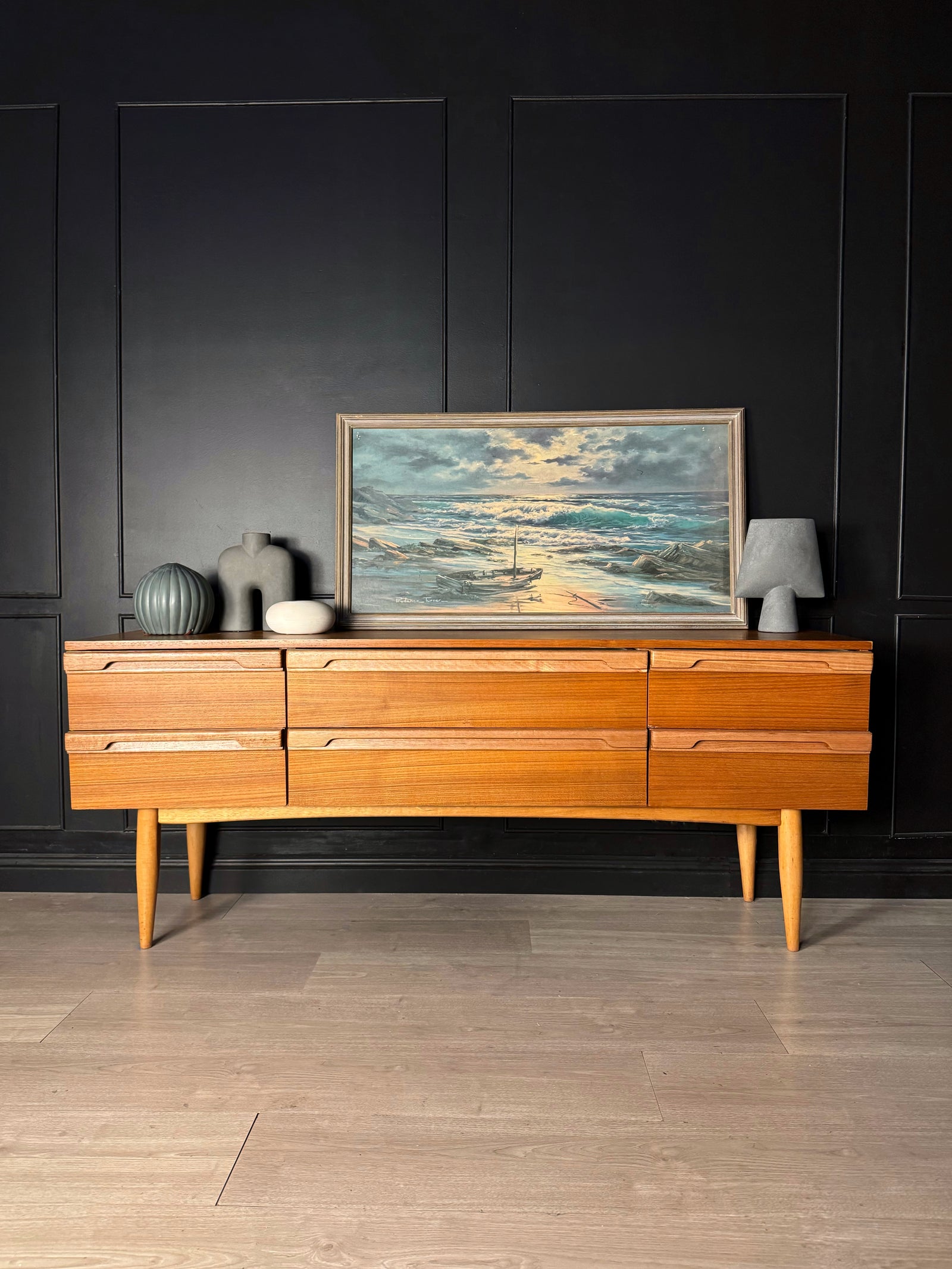 Macrob Furniture dresser teak