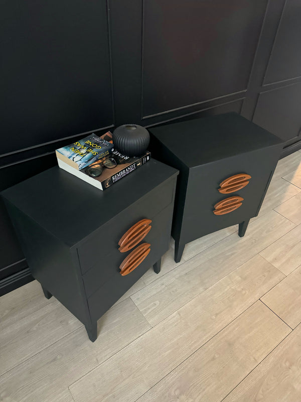 Reliance Furniture bedside tables dark blue, view 4
