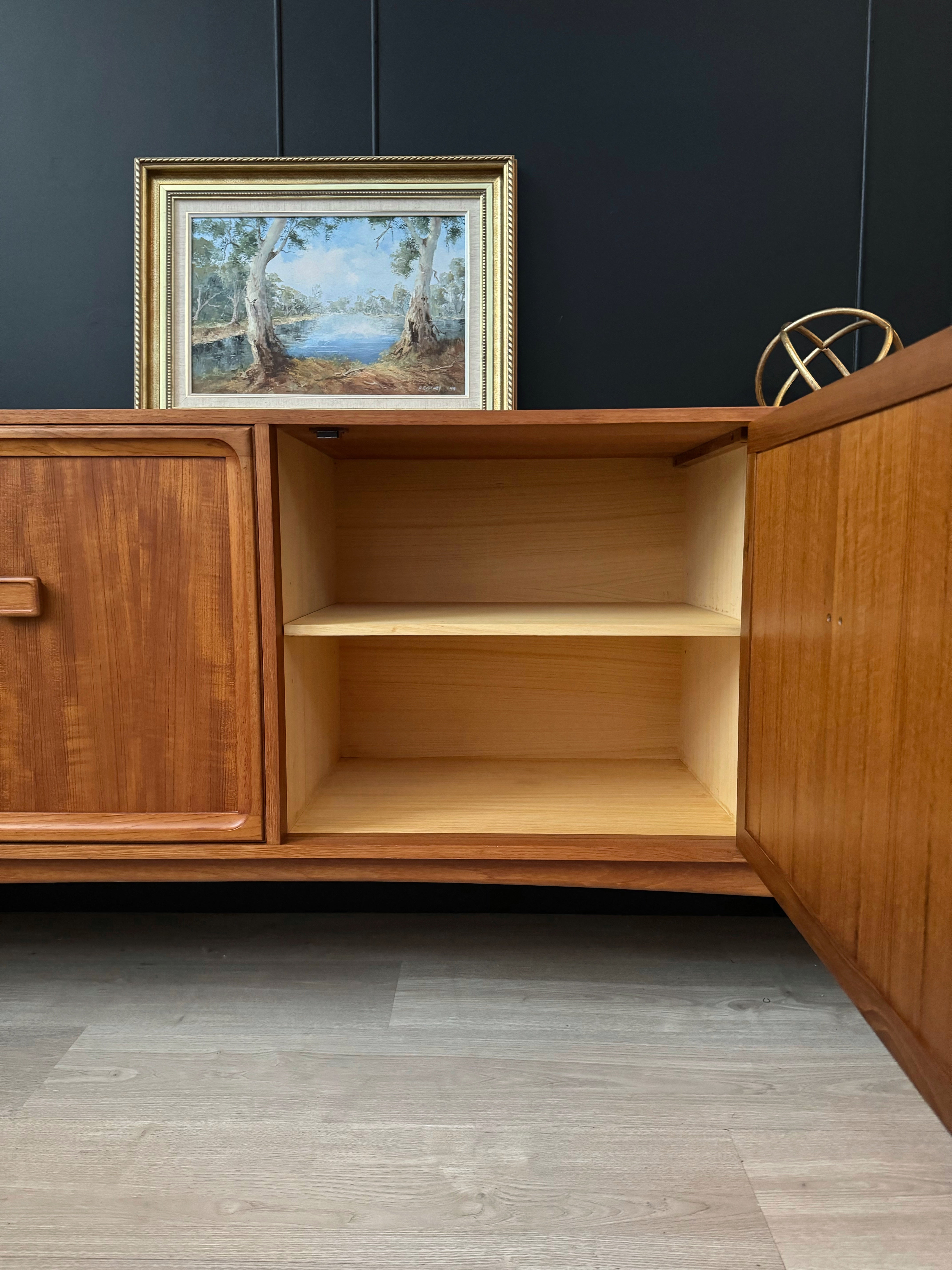 Parker Sleigh Sideboard / Buffet
