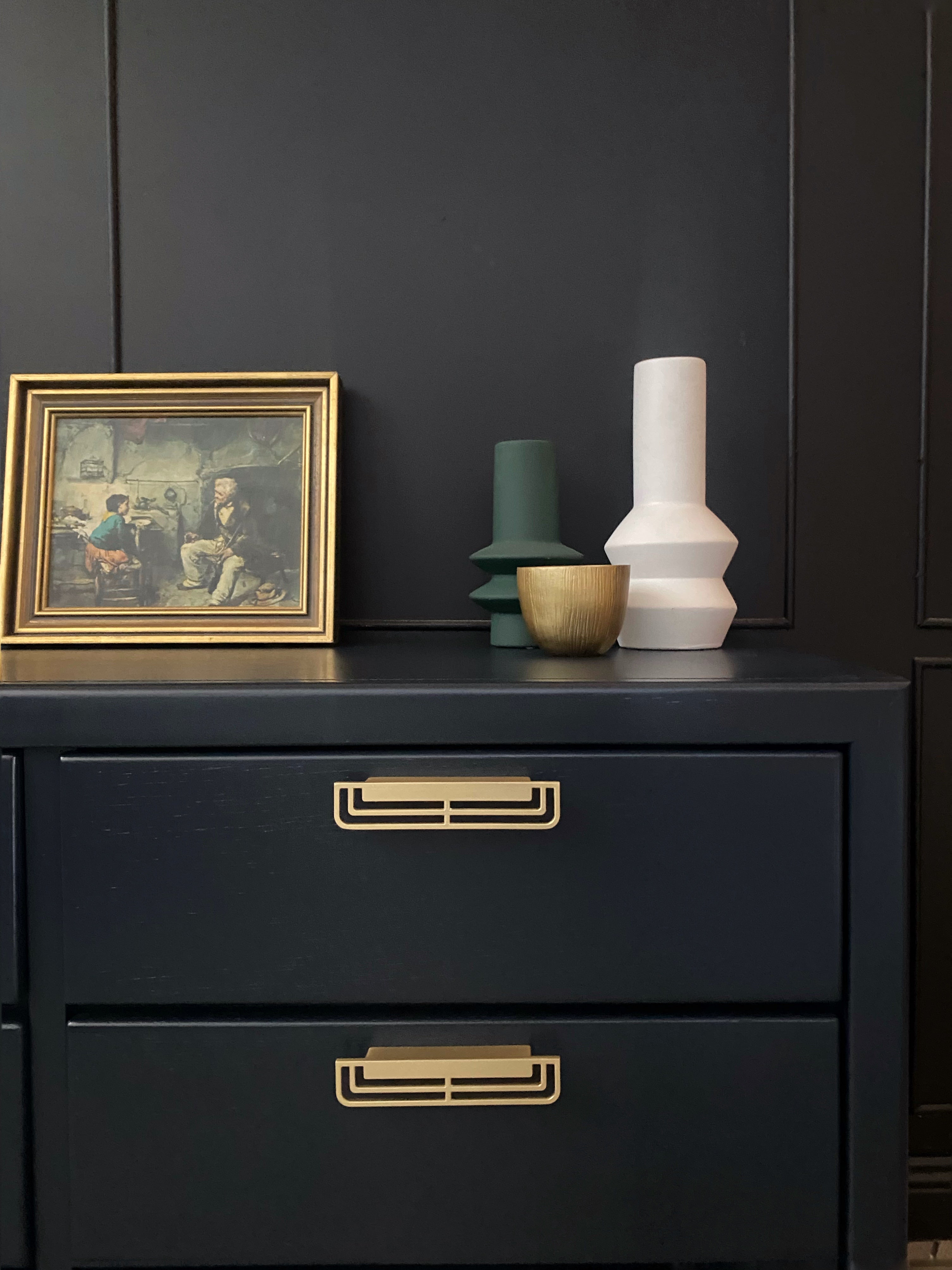 Stunning Blue 9 Drawer Dresser