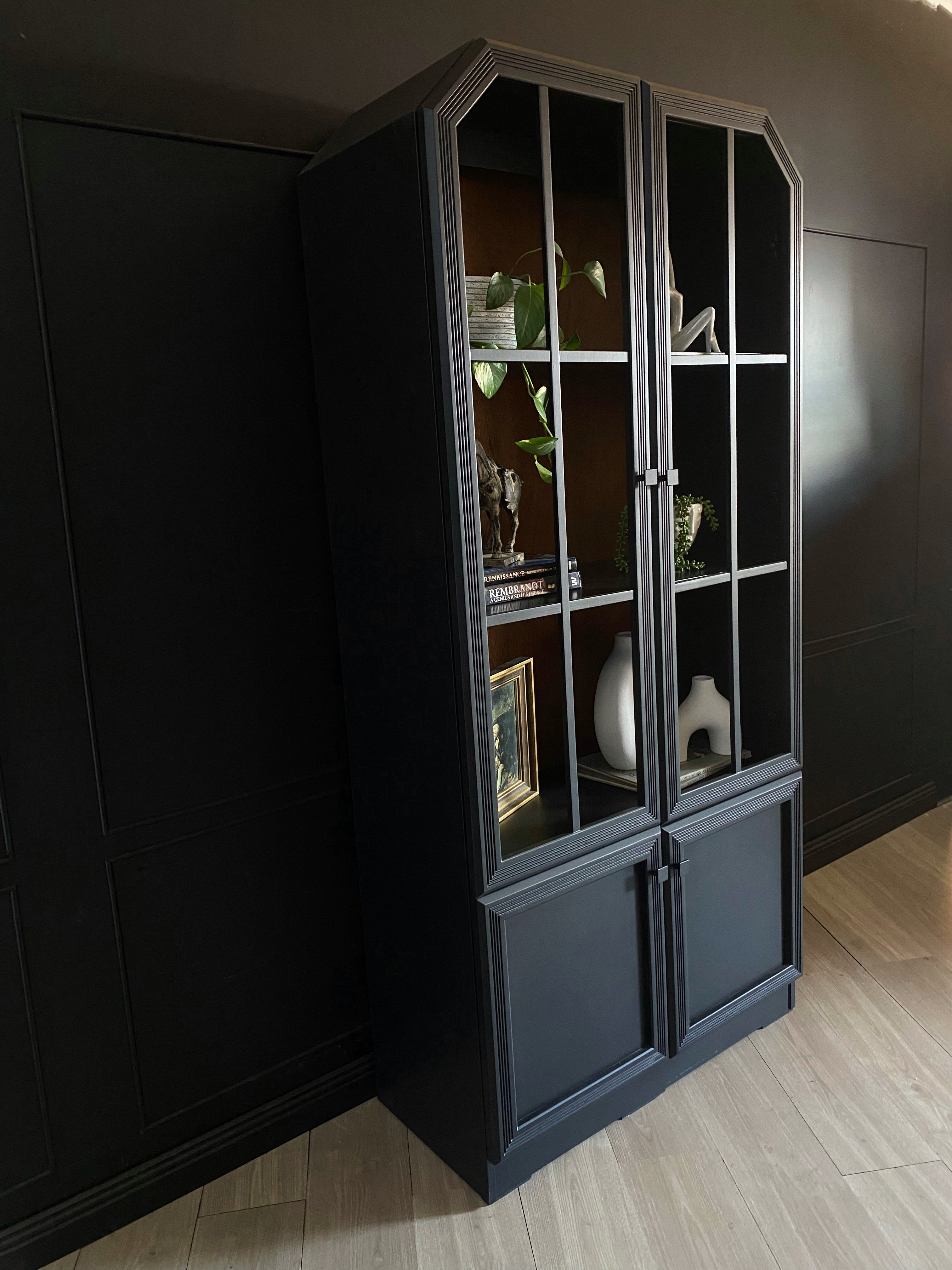 Beautiful display cabinet