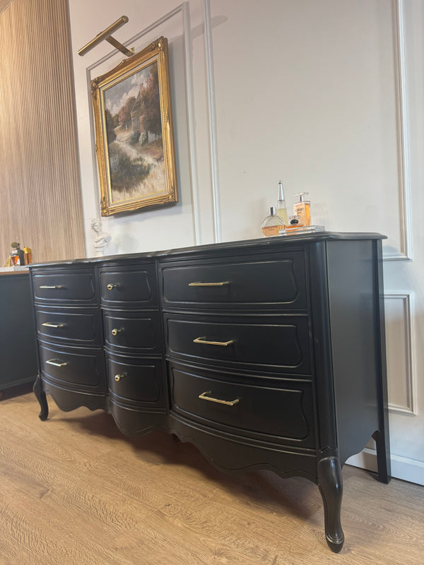 Broyhill dresser, view 2