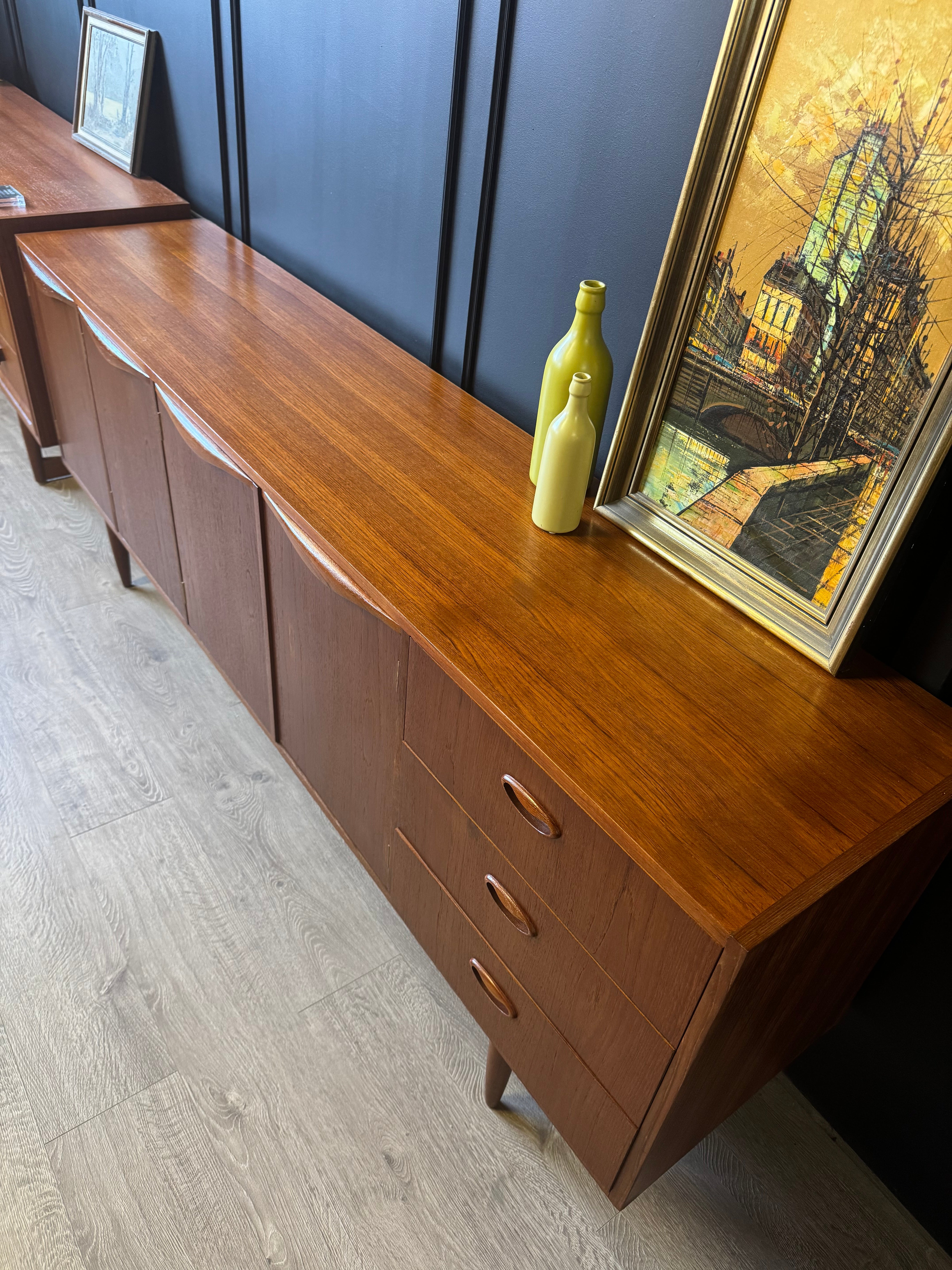 'Chiswell' Sideboard / Buffet with Wave Front Handle