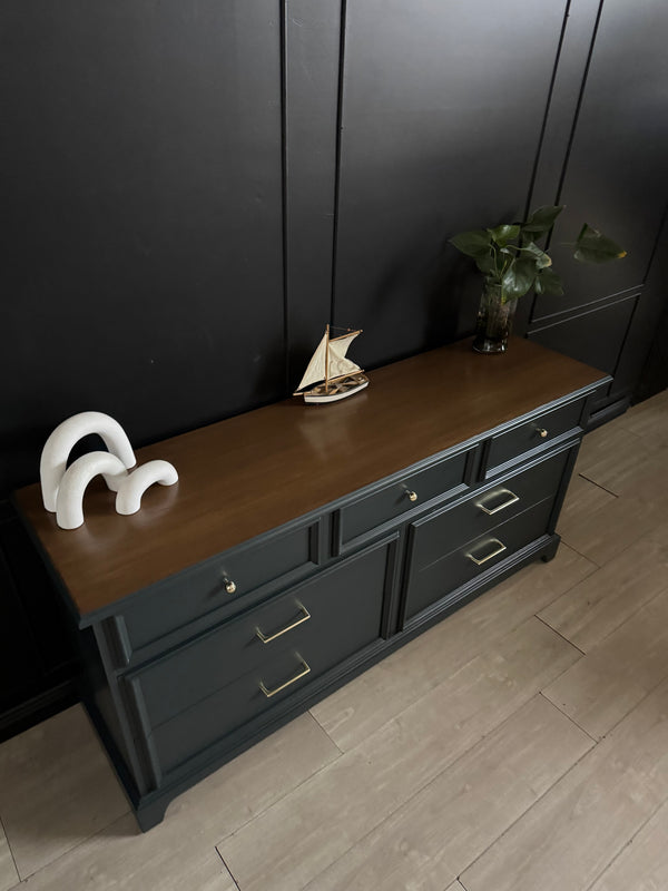 Belvedere dresser, view 11
