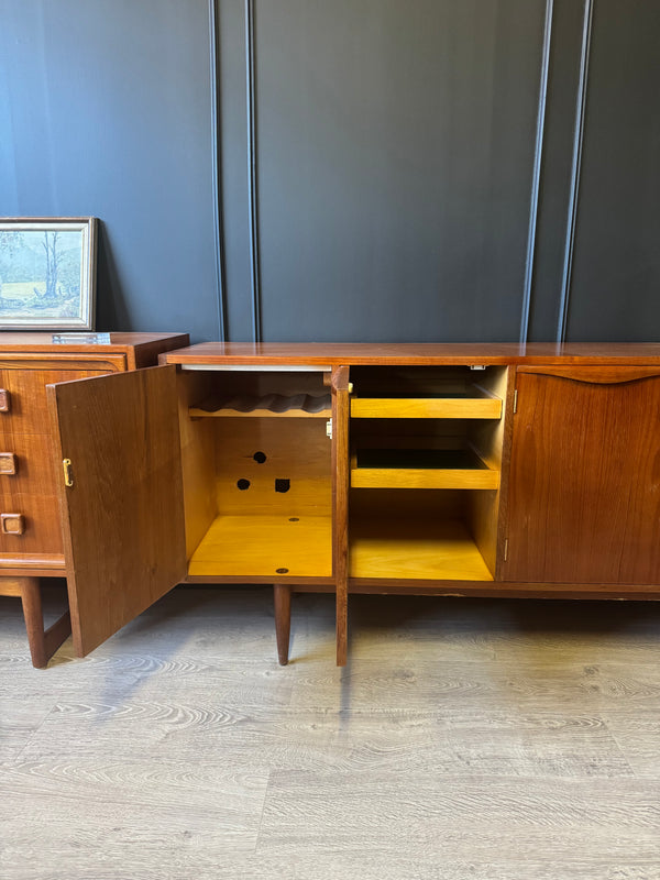 Chiswell sideboard, view 5