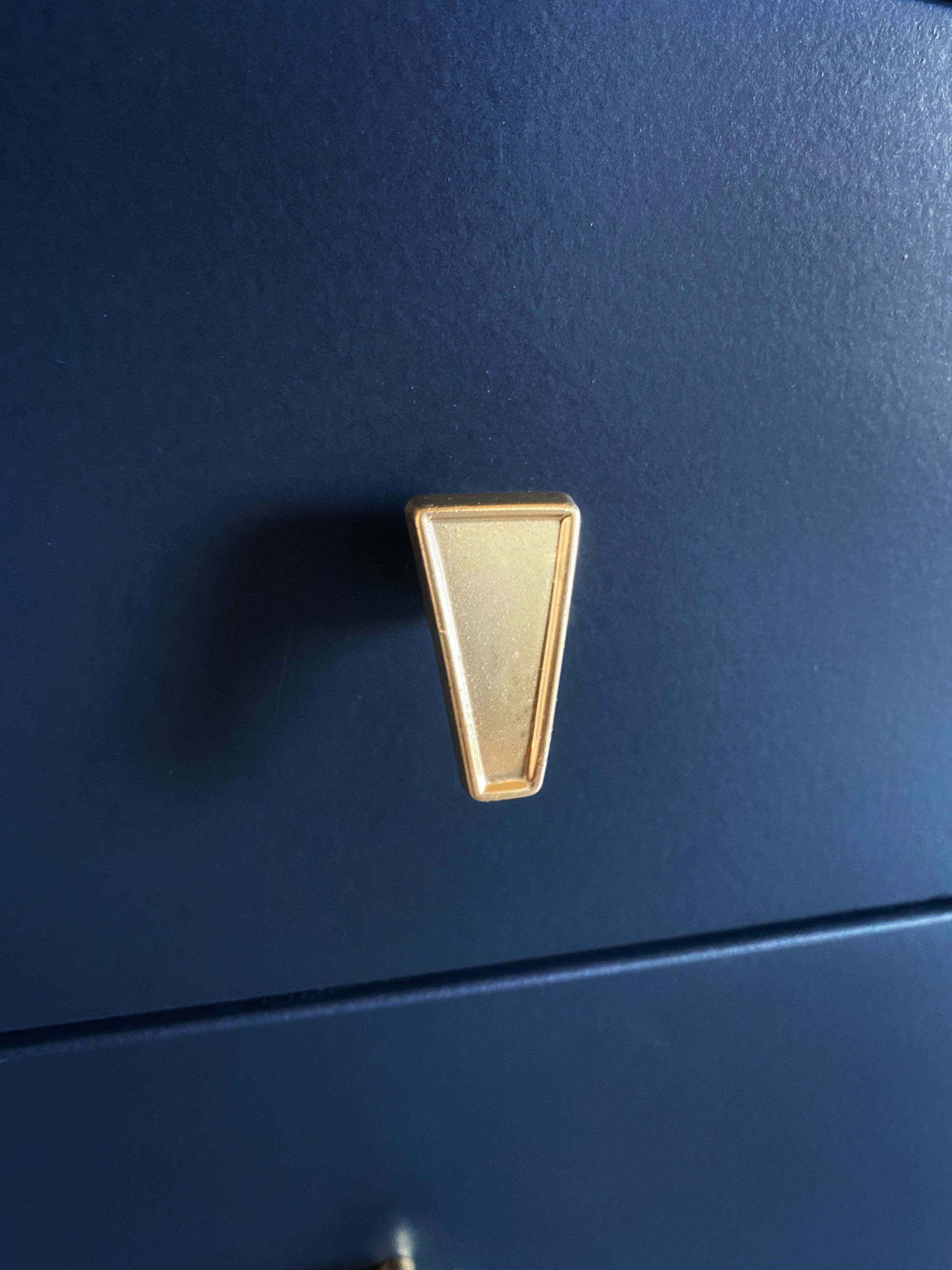 'Alrob Furniture' Blue Dresser