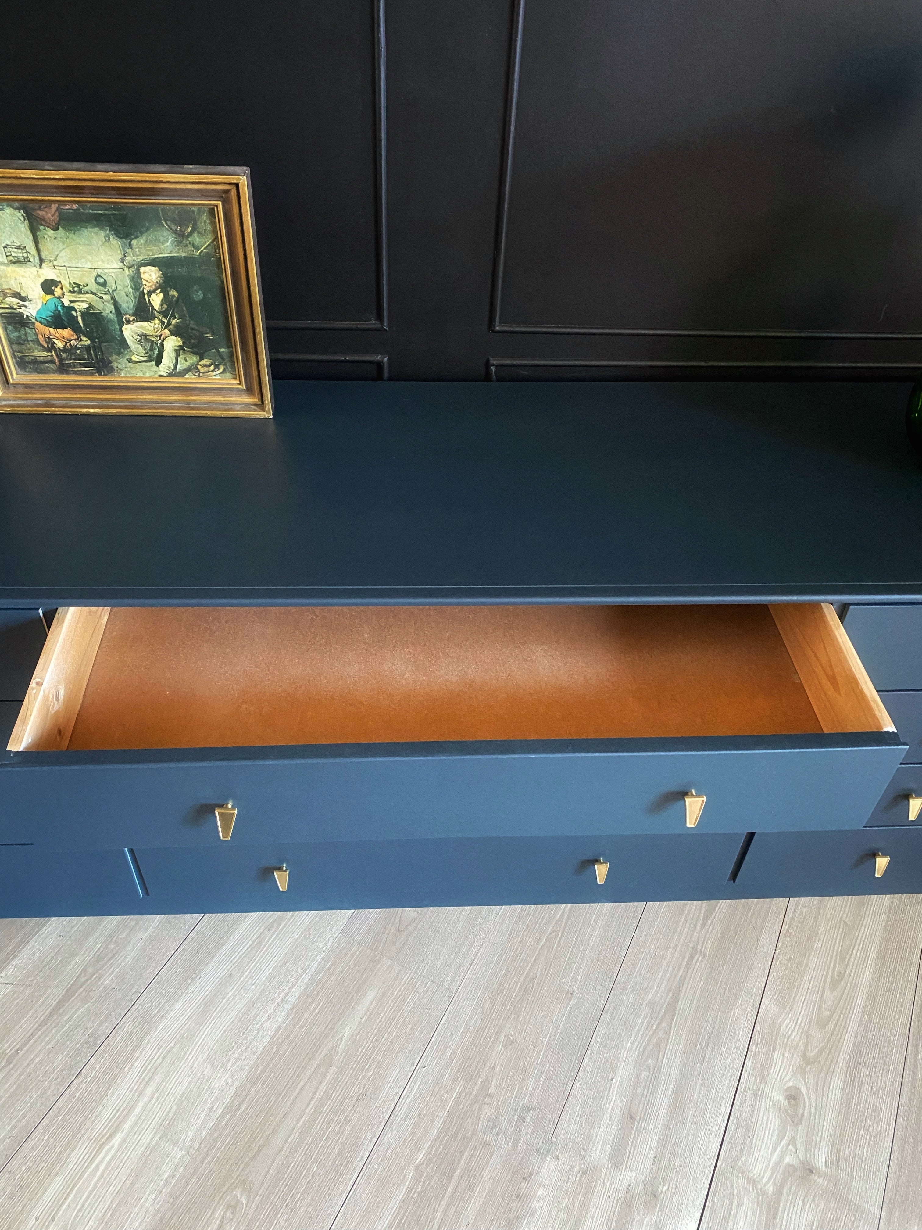 'Alrob Furniture' Blue Dresser