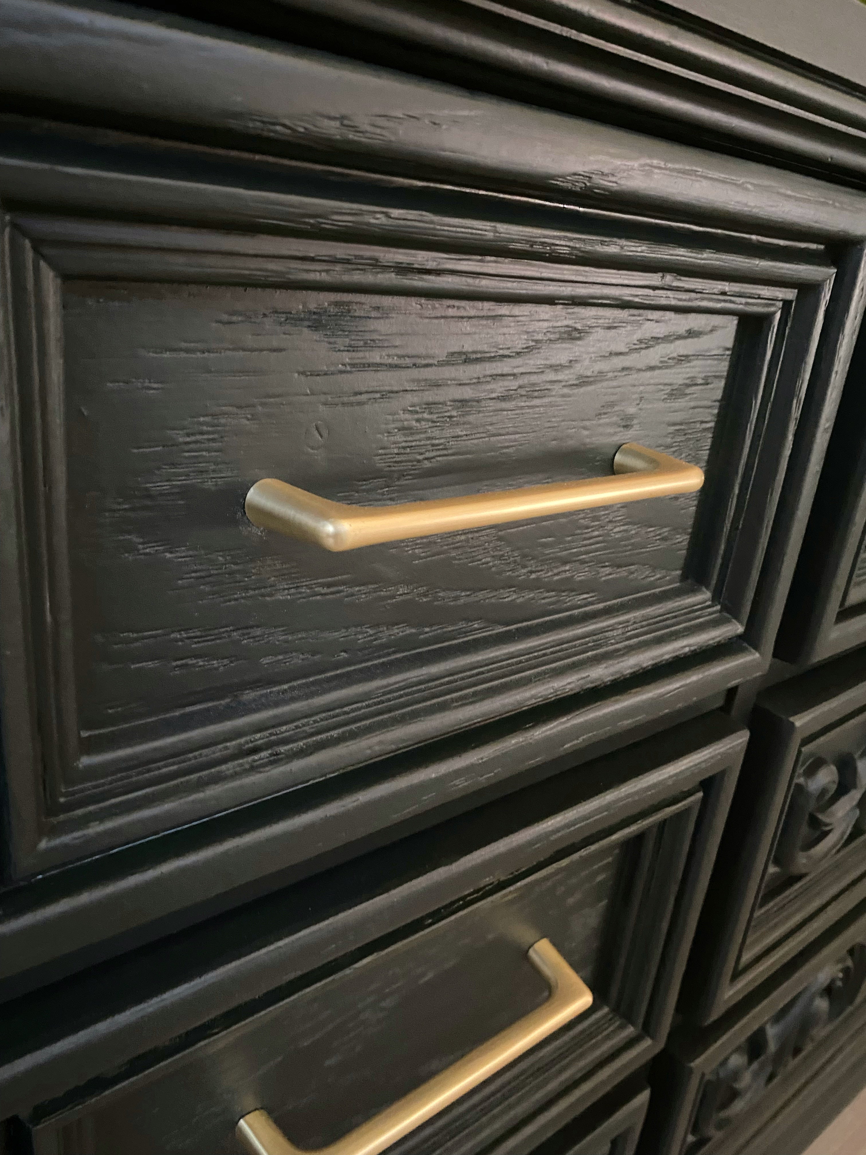 ‘Reliance Furniture’ 9 drawer dresser