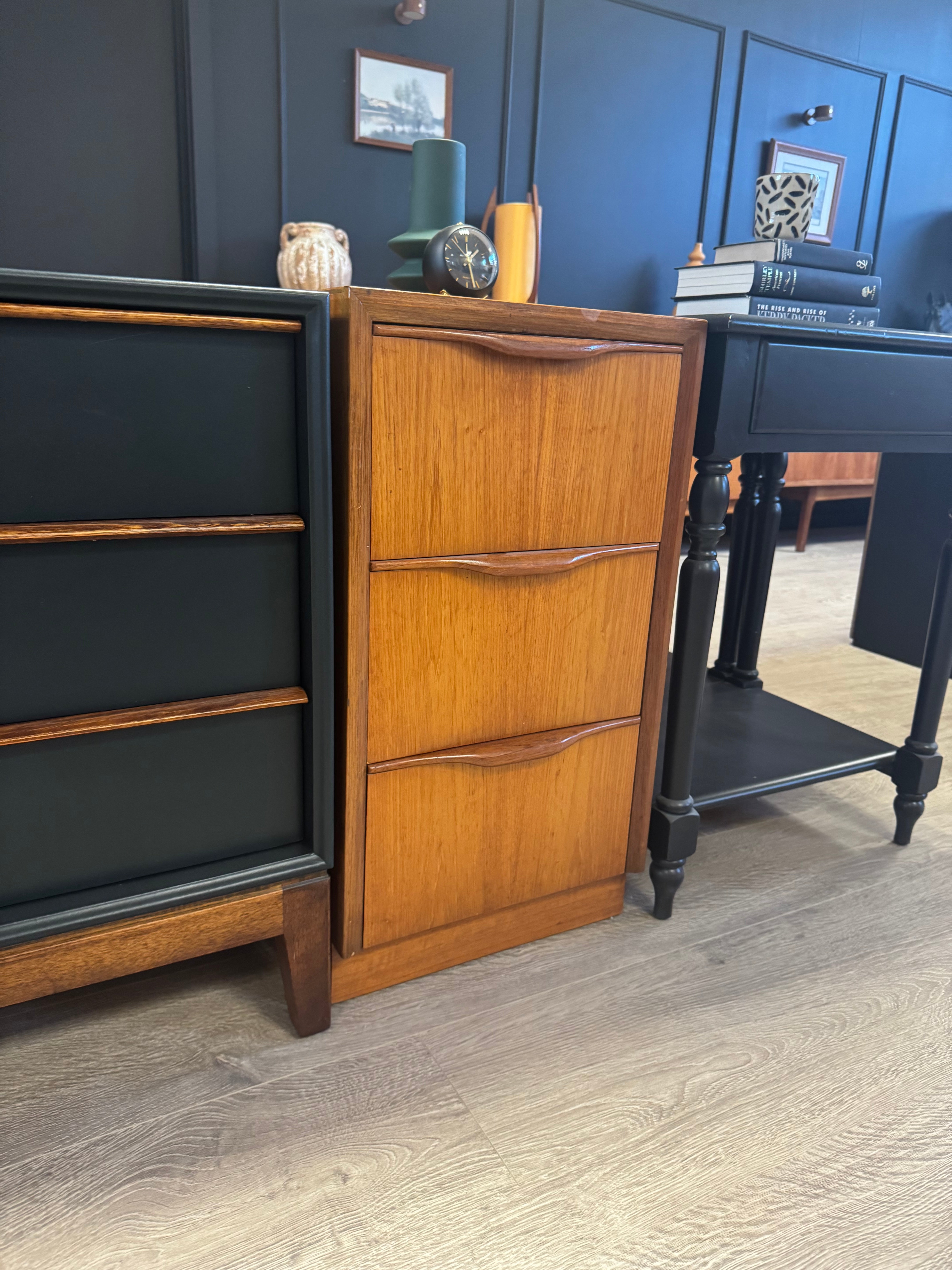 Knight Furniture Bedside Tables