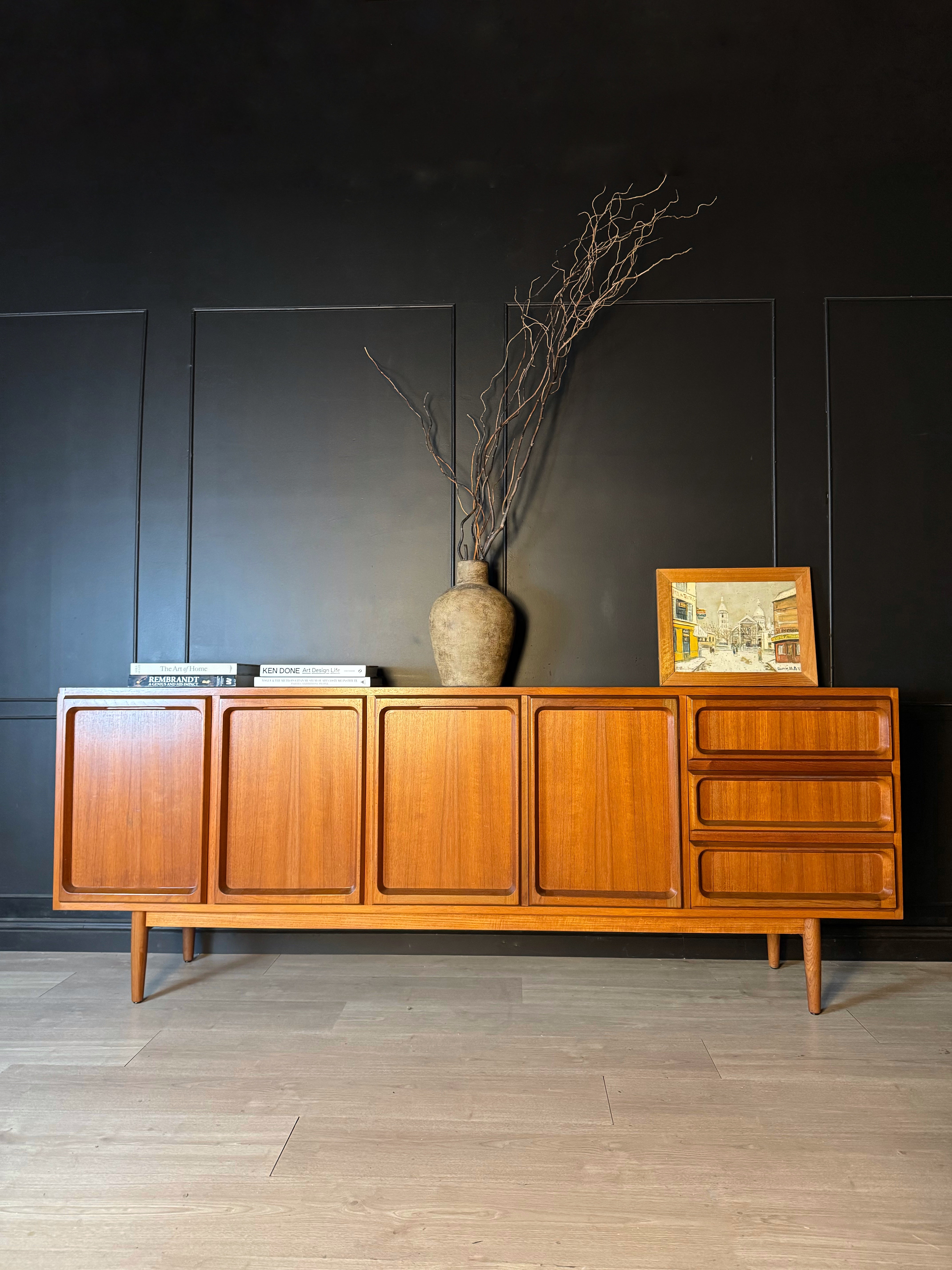 'Chiswell' 'Koben' Sideboard