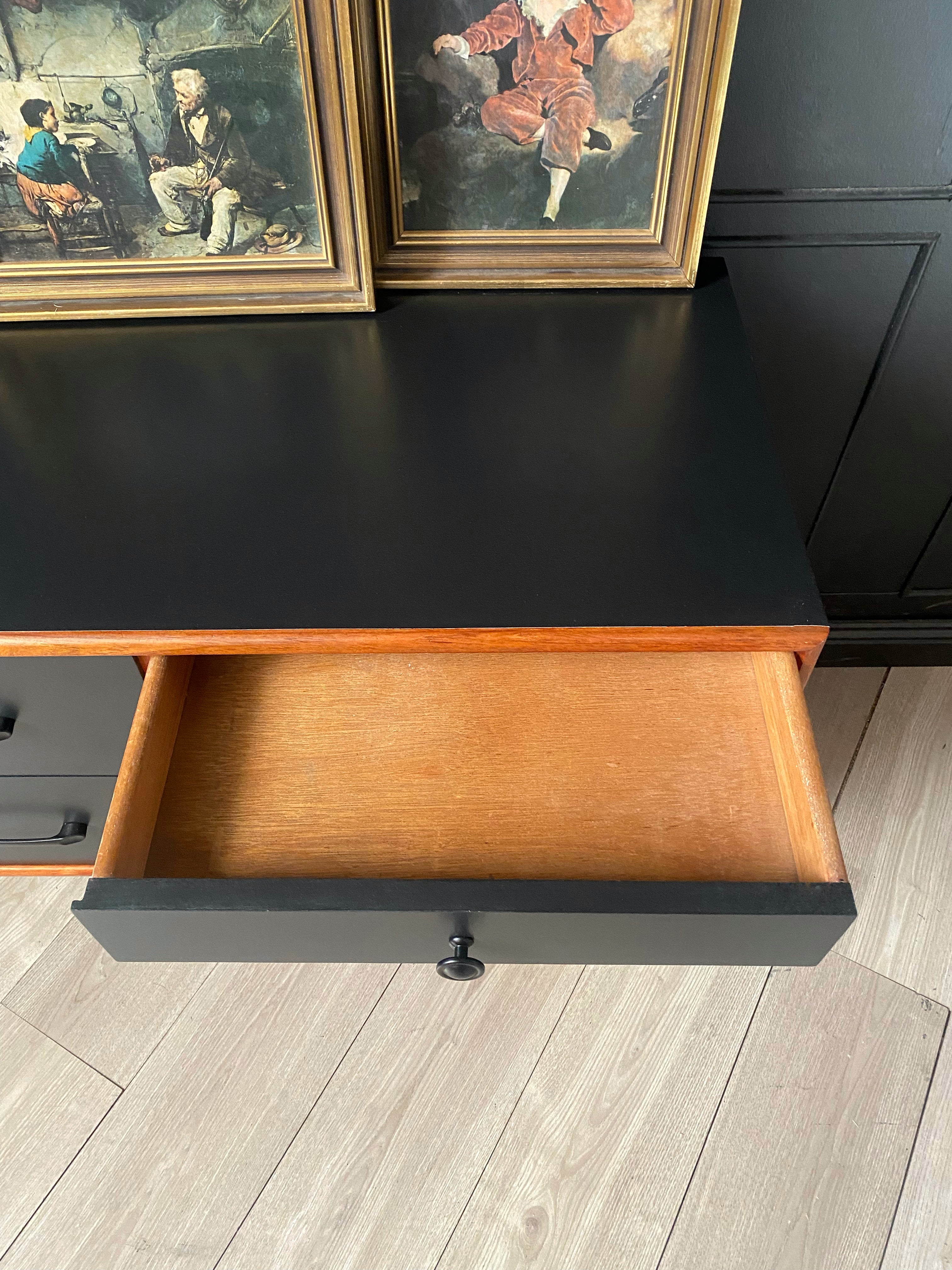 Black and wood mid century drawers with black handles