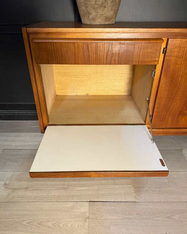 Parker Furniture sideboard teak, view 8