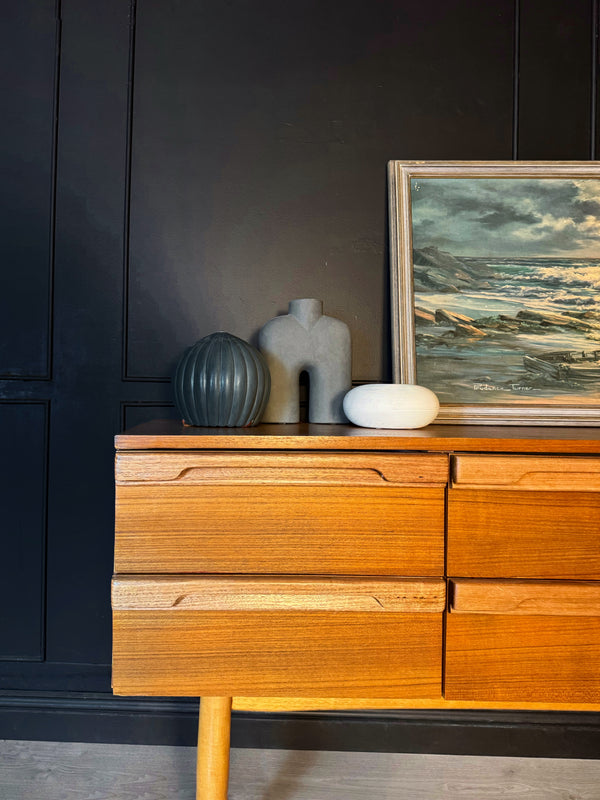 Macrob Furniture dresser teak, view 3