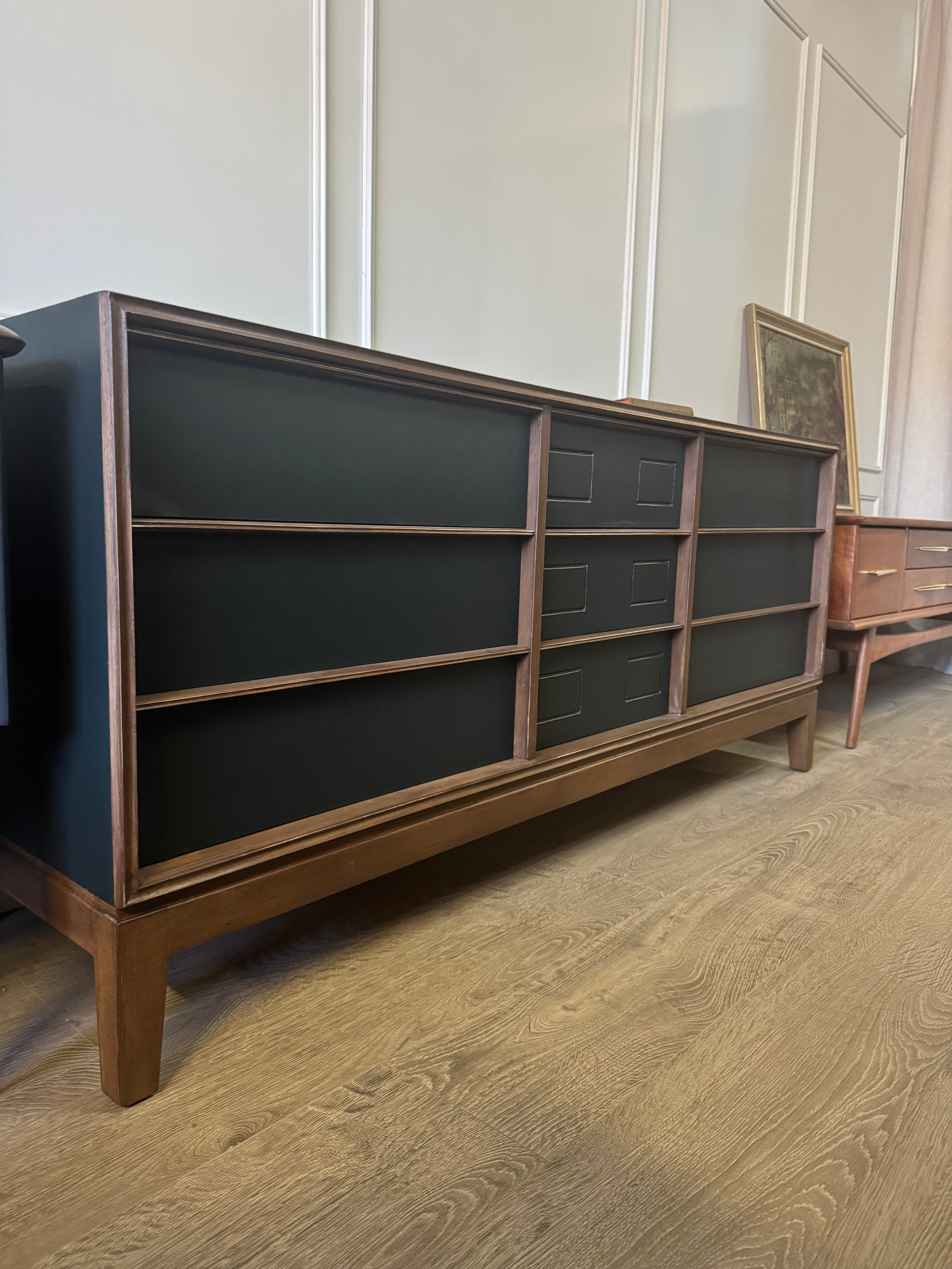 'Hayson Furniture' 9 drawer dresser - Dark Green