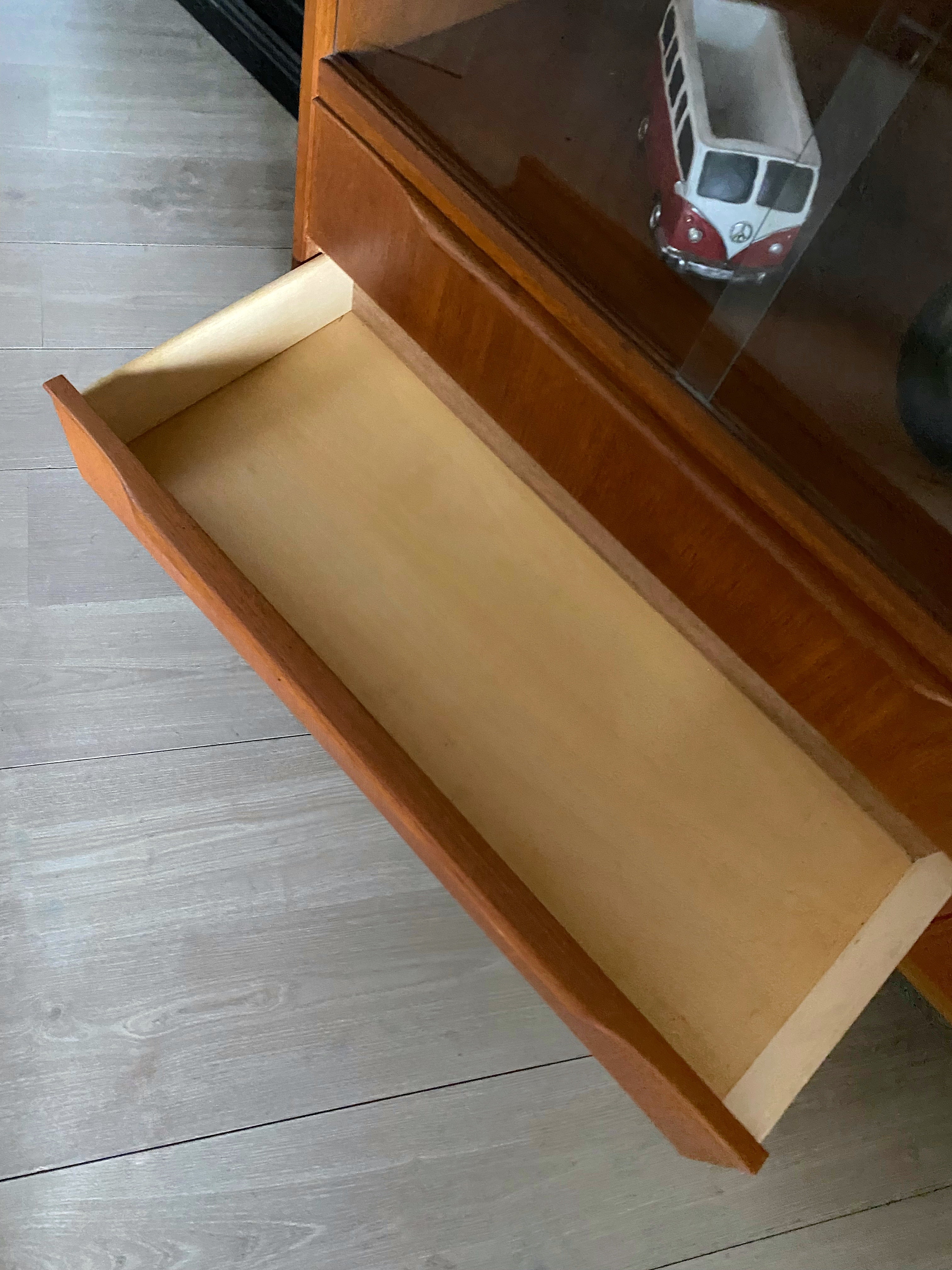 Vintage / Retro / Mid Century Glass Display Cabinet