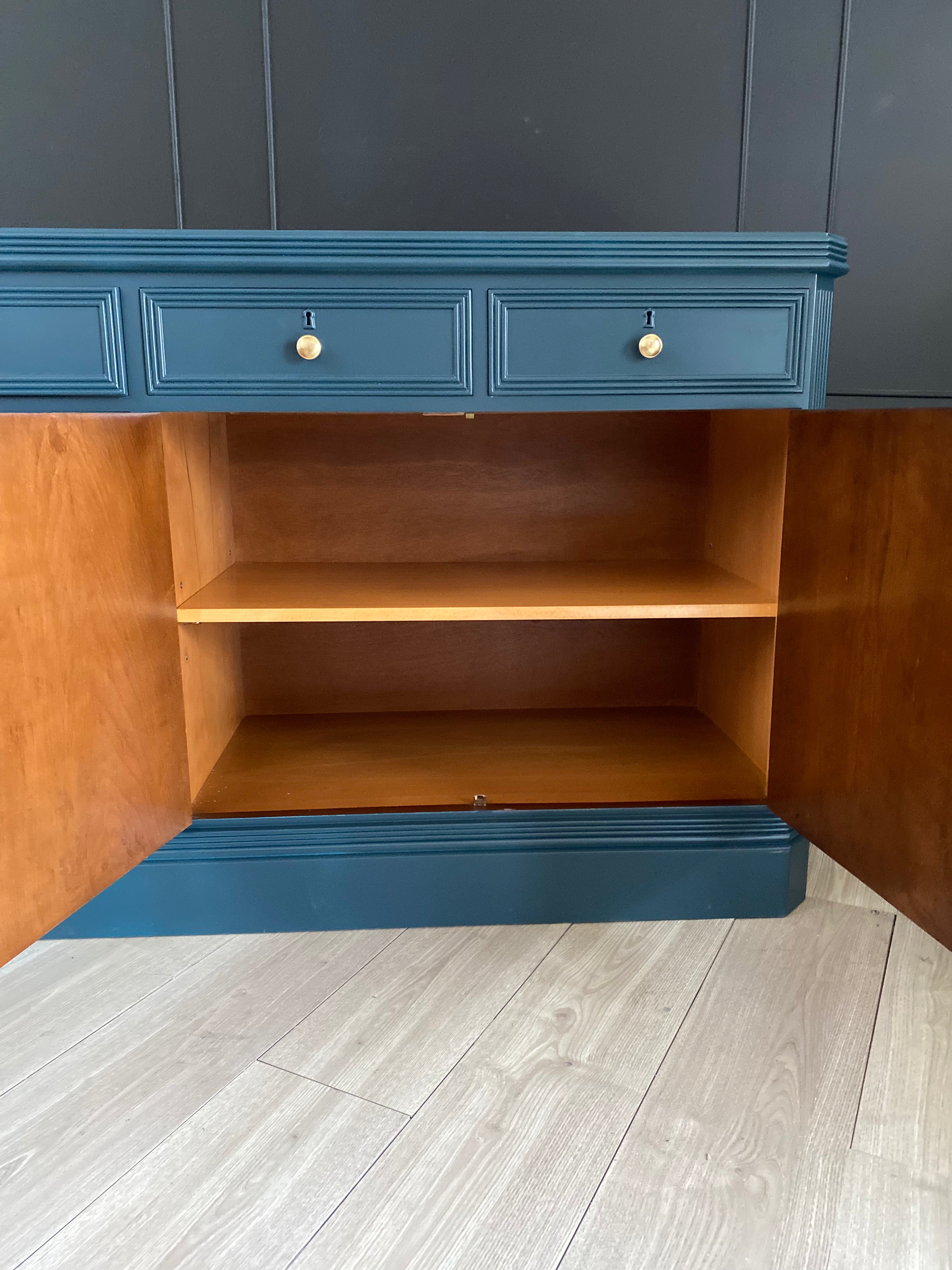 Superb Blue Buffet / Sideboard