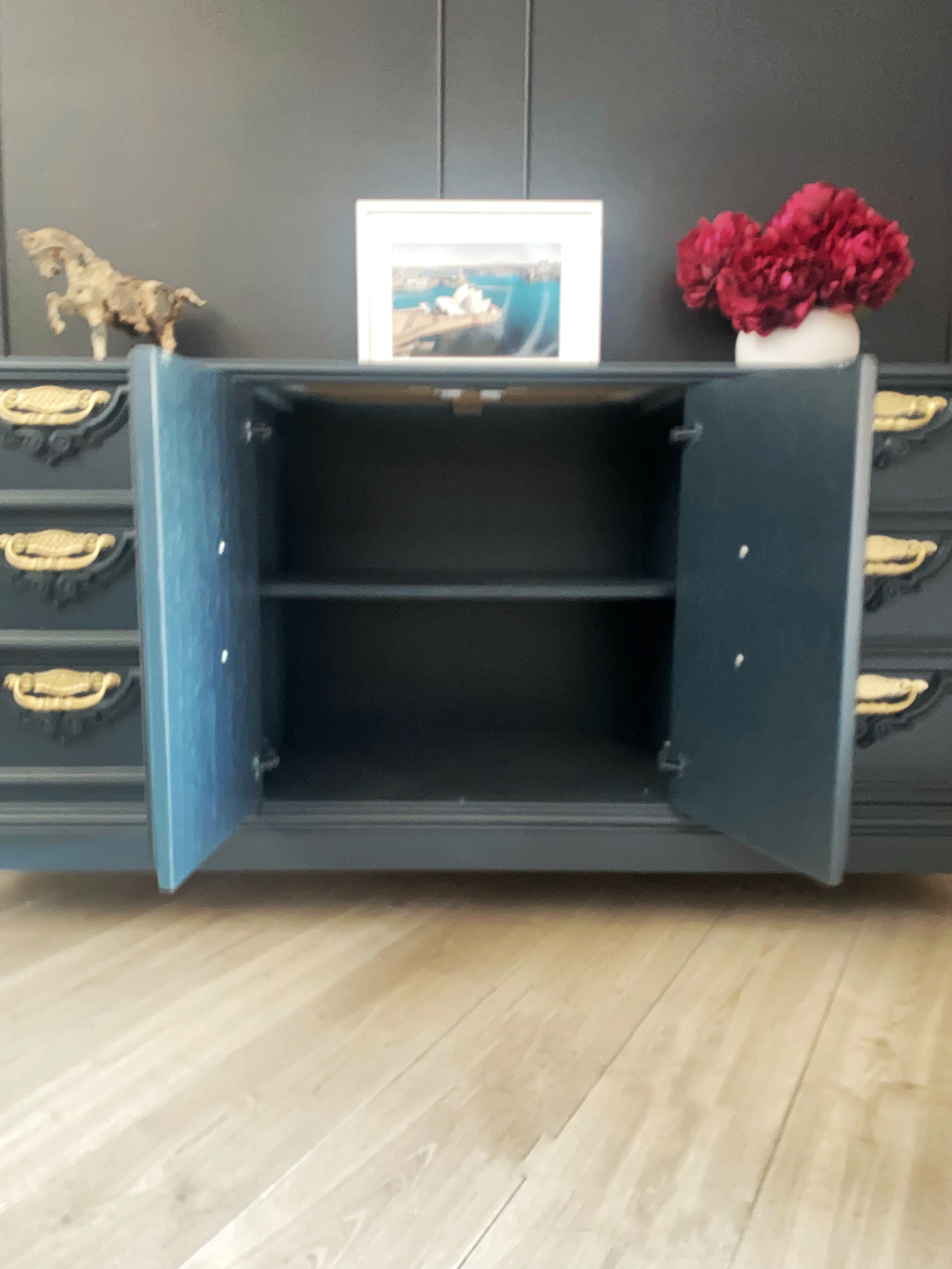 Stunning Berryman buffet / sideboard / dresser / tv unit