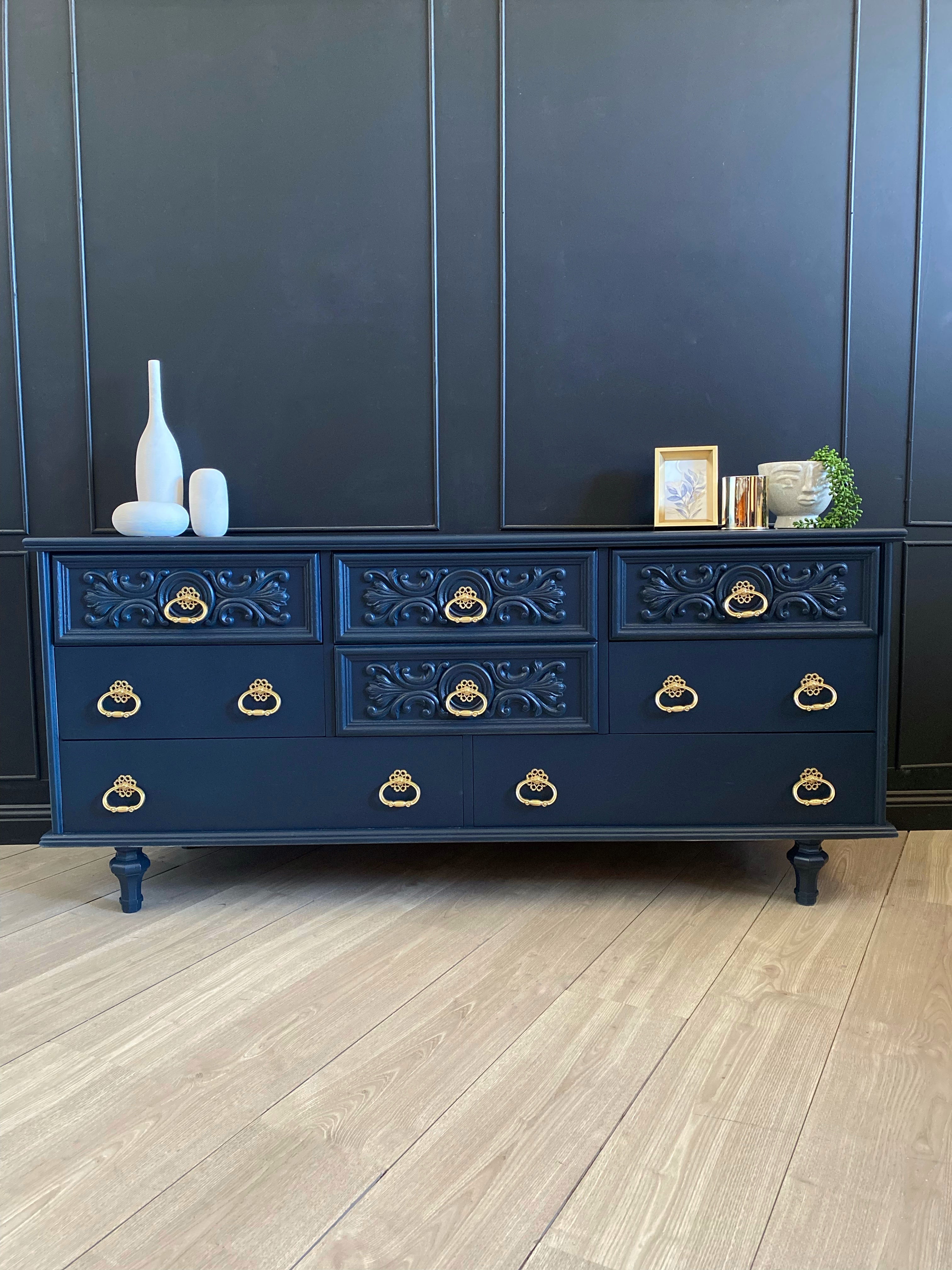 Hayson blue dresser / drawers with original gold handles