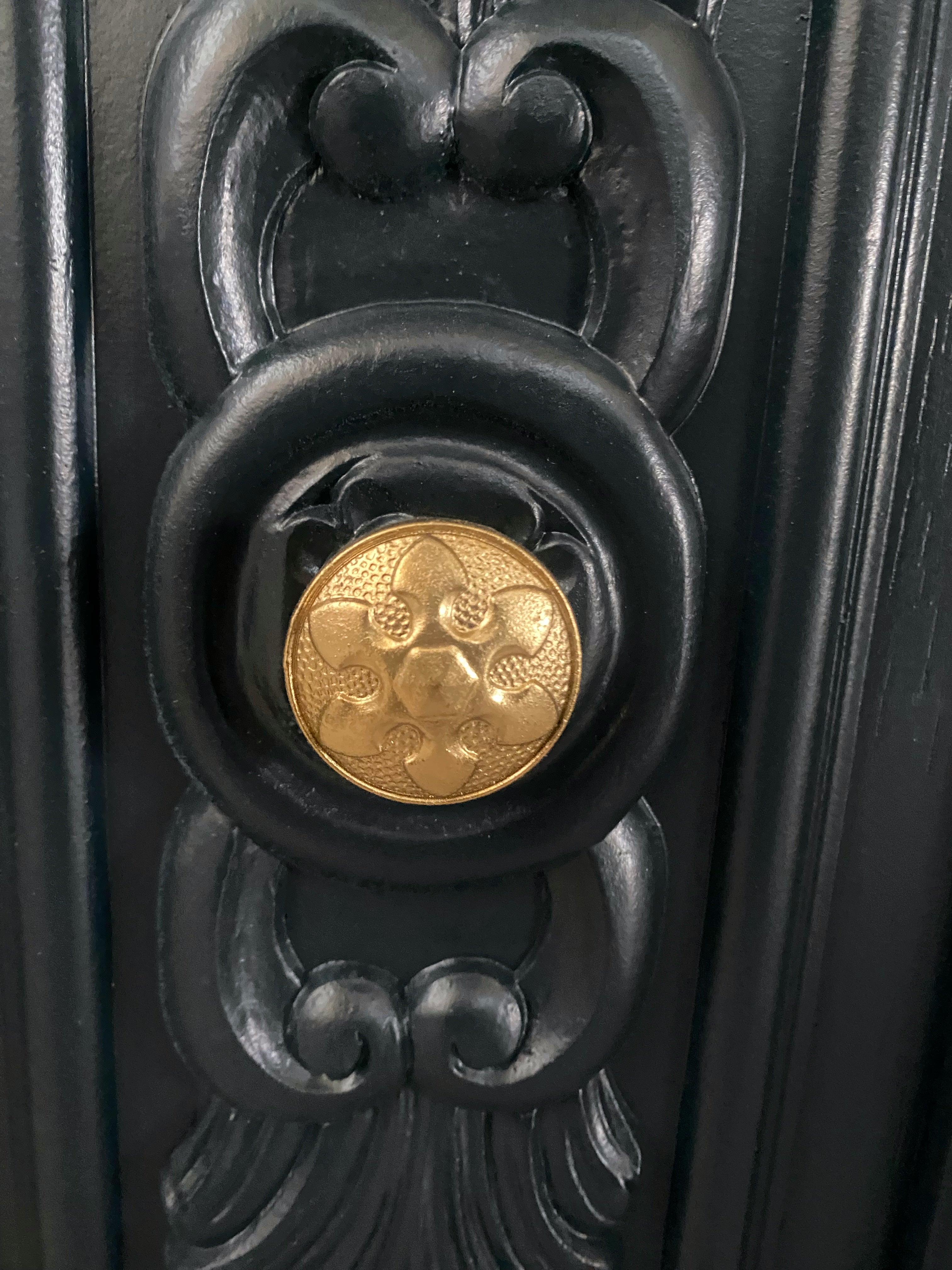 ‘Burgess Furniture’ sideboard / buffet dark blue