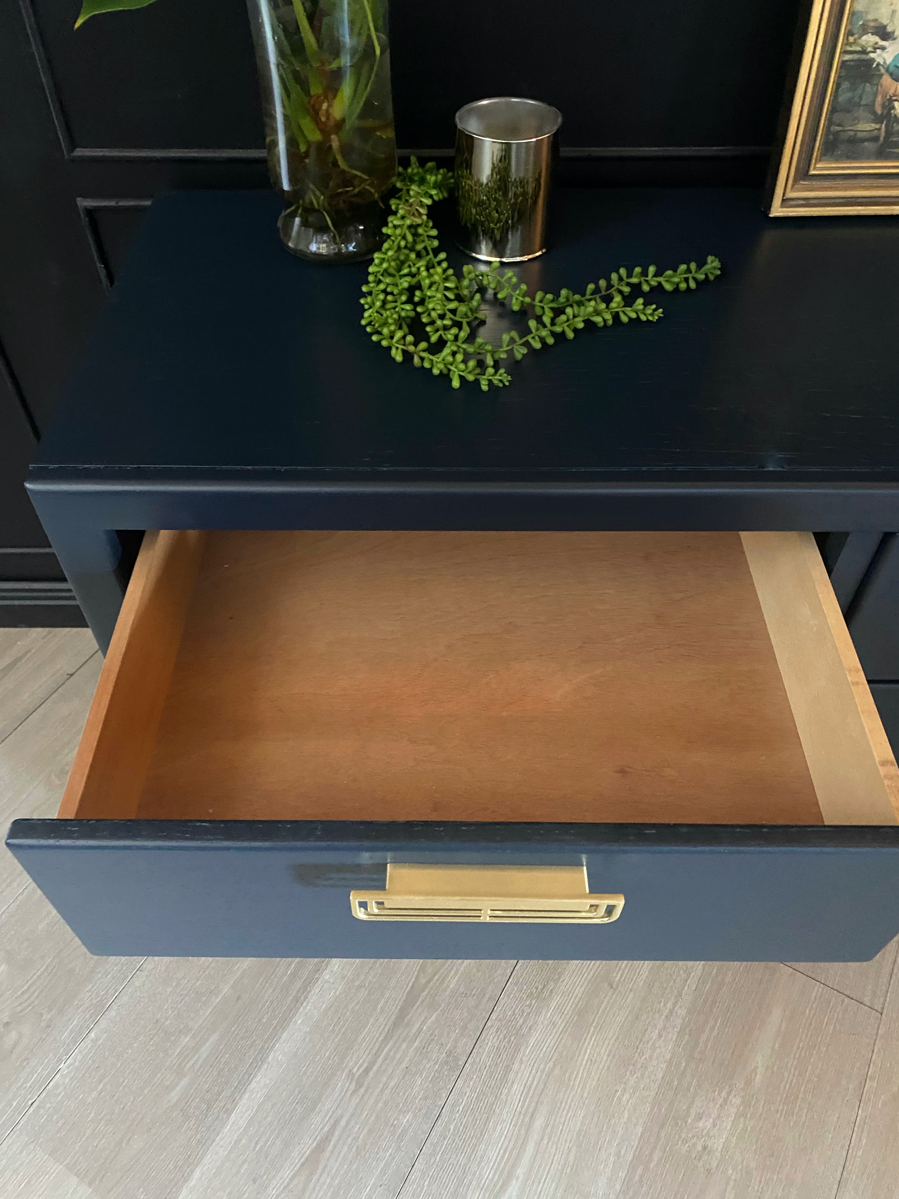 Stunning Blue 9 Drawer Dresser