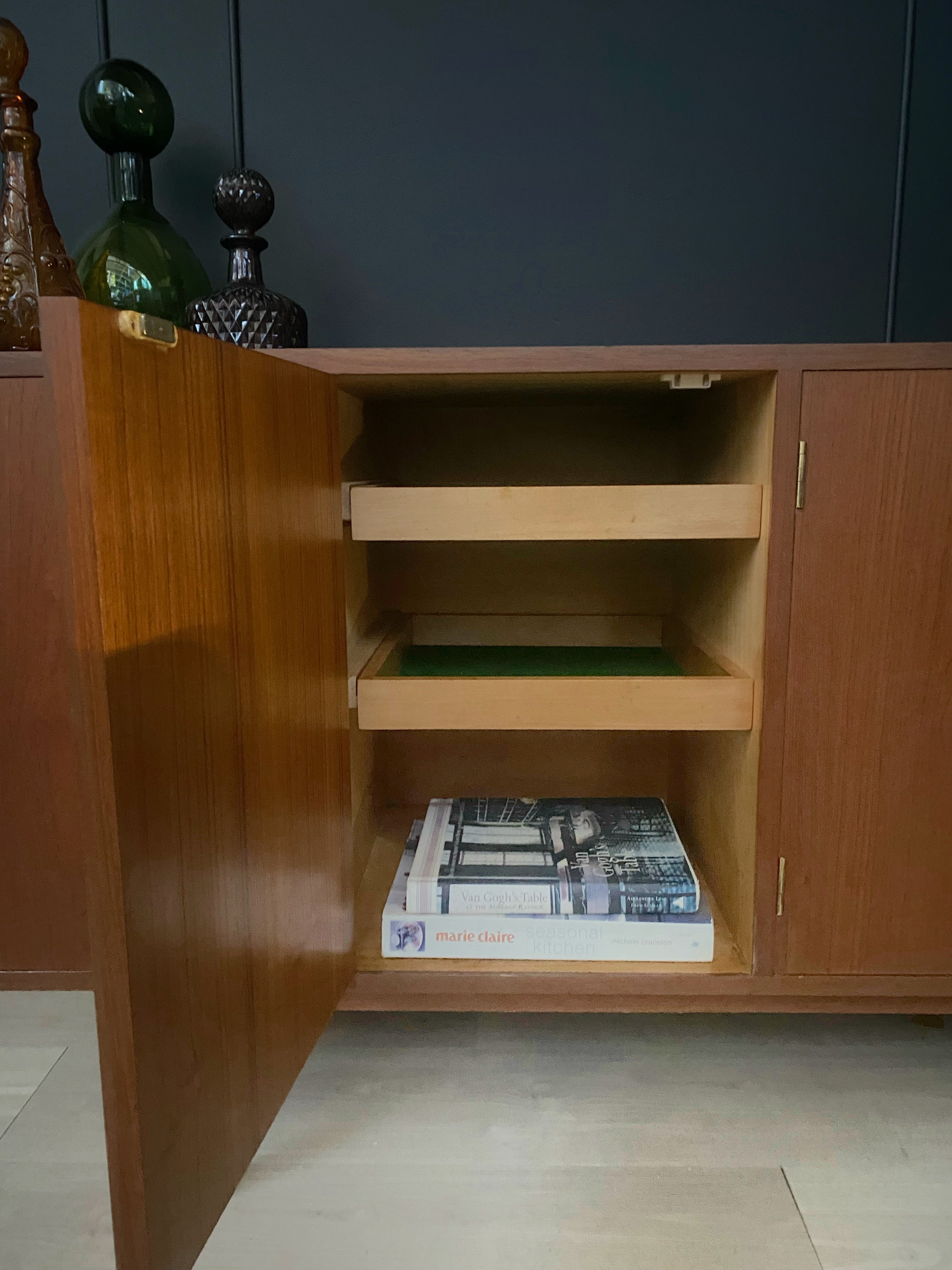 ‘Chiswell’ 1972 extra long sideboard / buffet