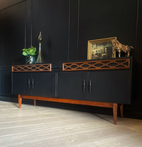 John Grimes sideboard walnut black, view 3