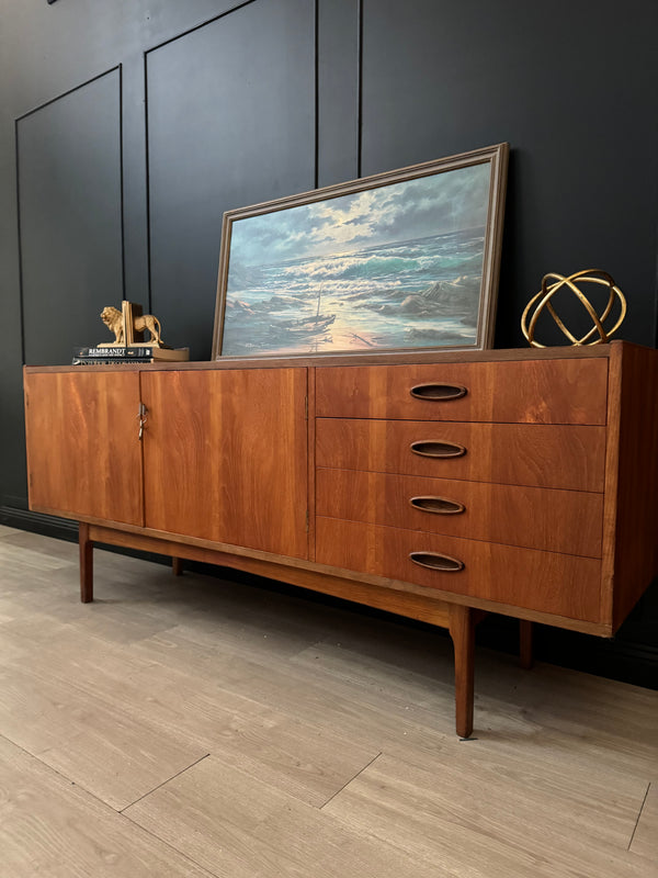 Fler sideboard, view 5