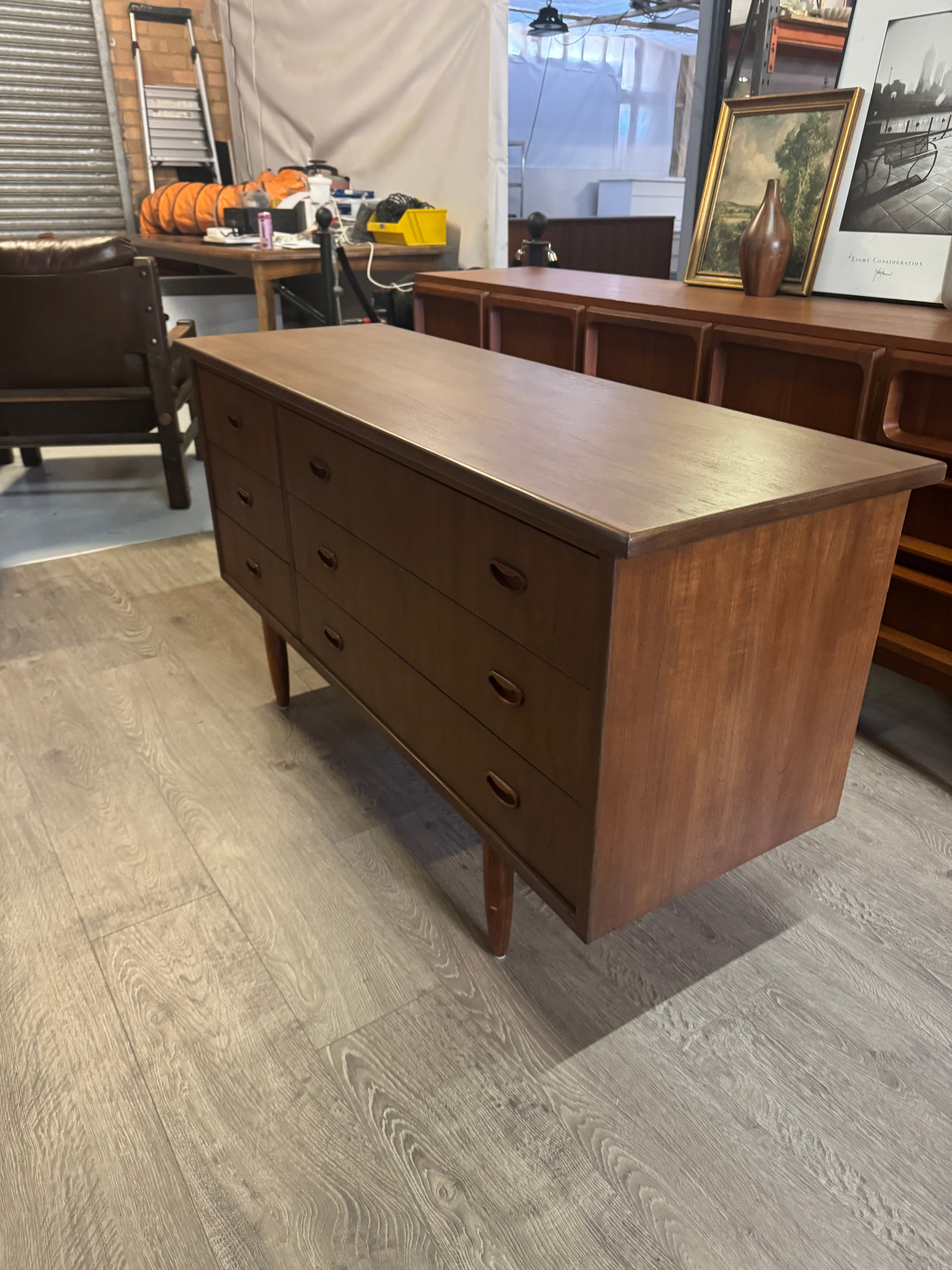 “A. Jelliffe” Mid Century Vintage Dresser