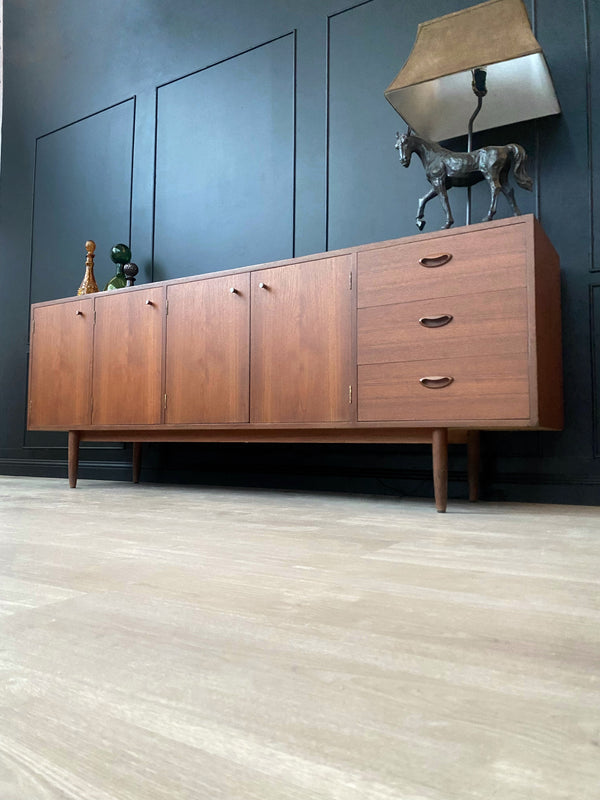 Chiswell sideboard teak