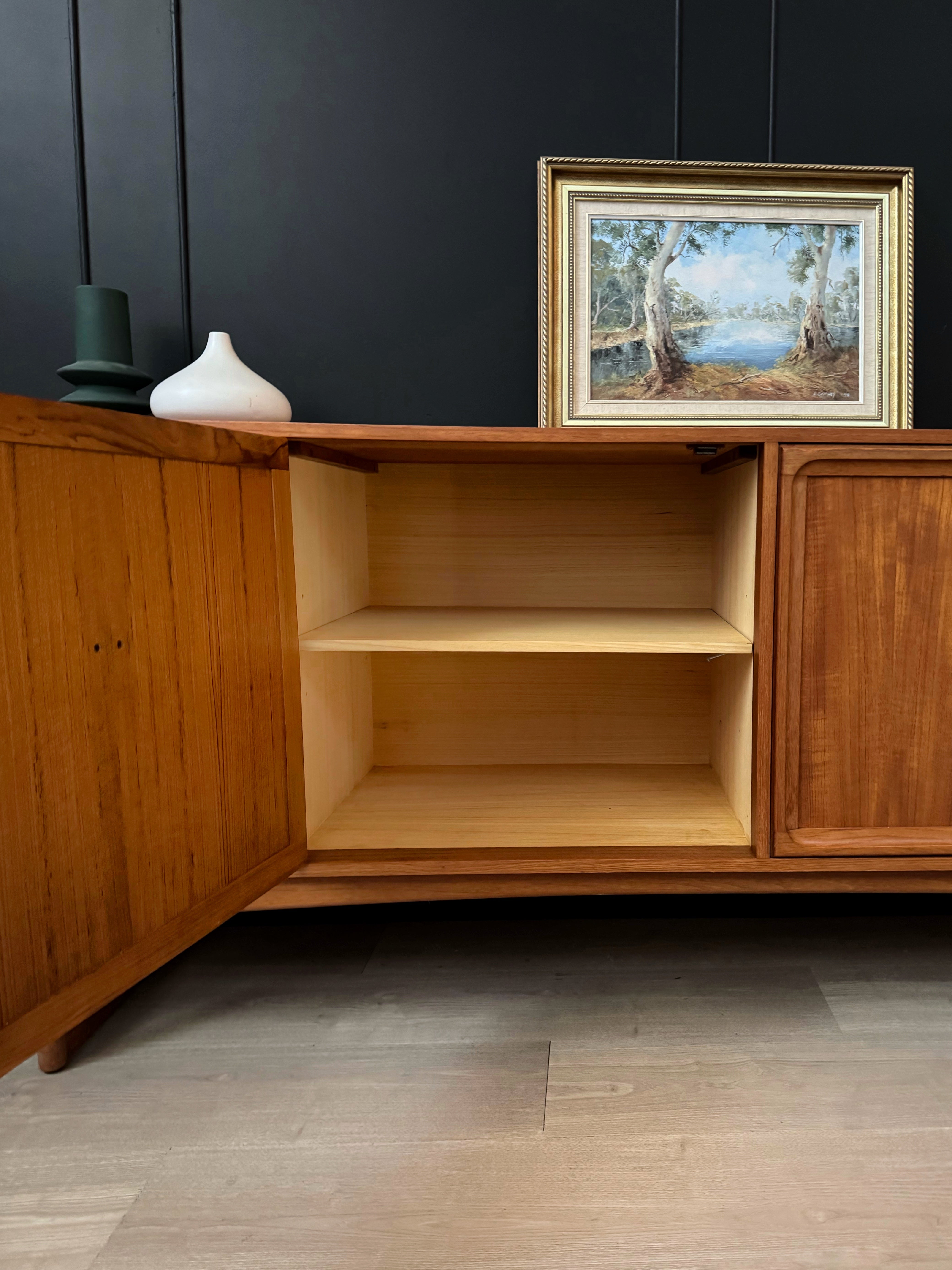 Parker Sleigh Sideboard / Buffet