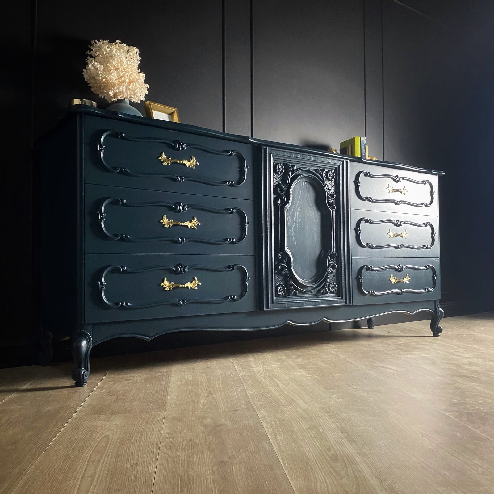 Belvedere dresser blue