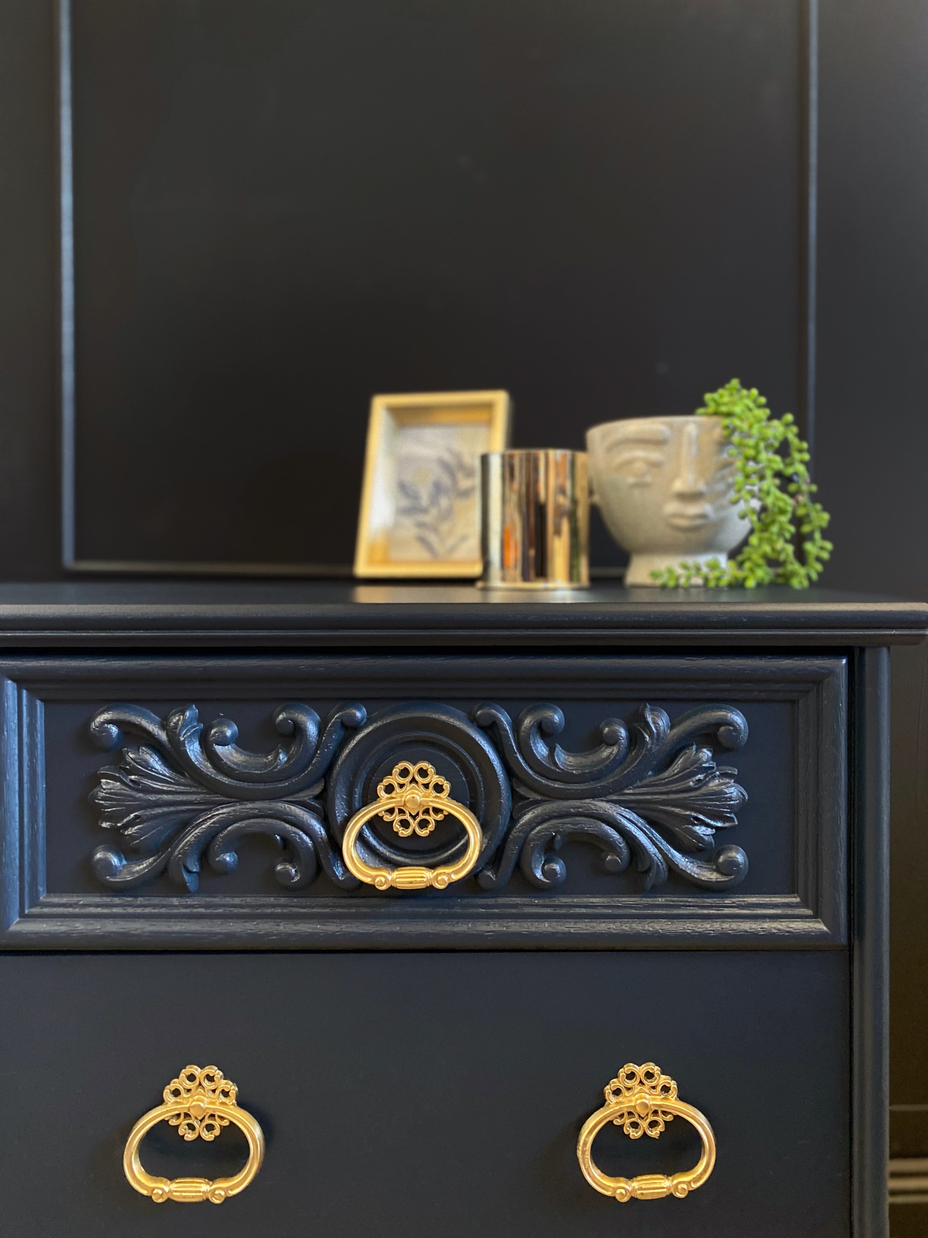 Hayson blue dresser / drawers with original gold handles