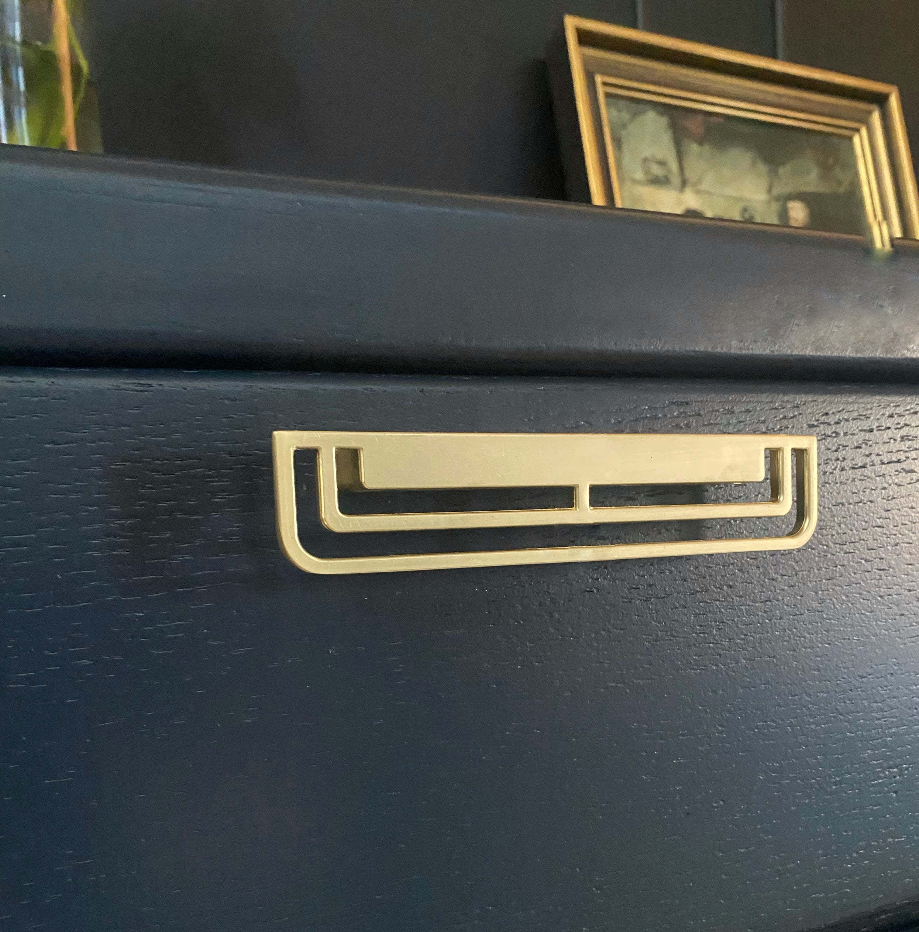 Stunning Blue 9 Drawer Dresser