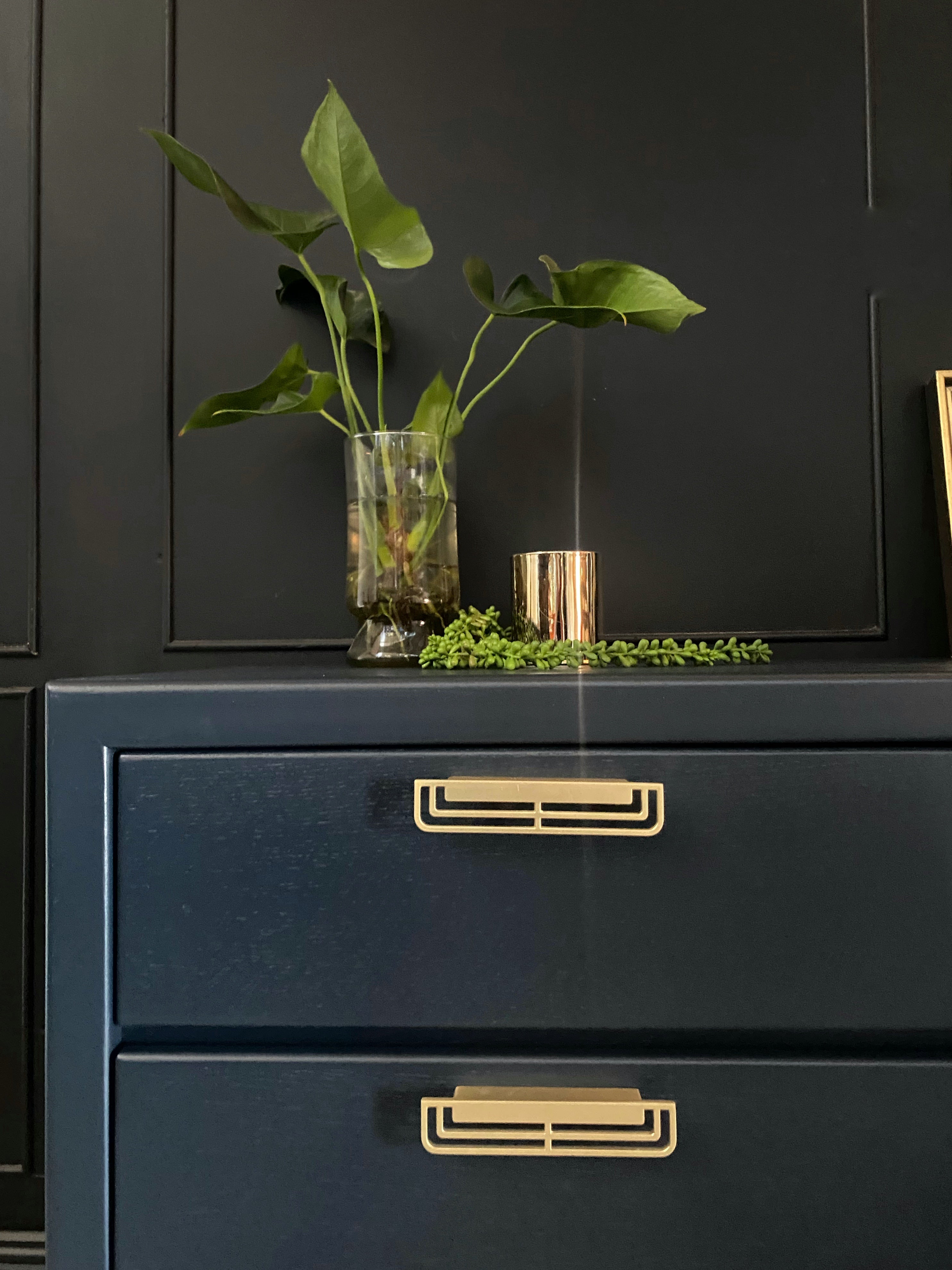 Stunning Blue 9 Drawer Dresser