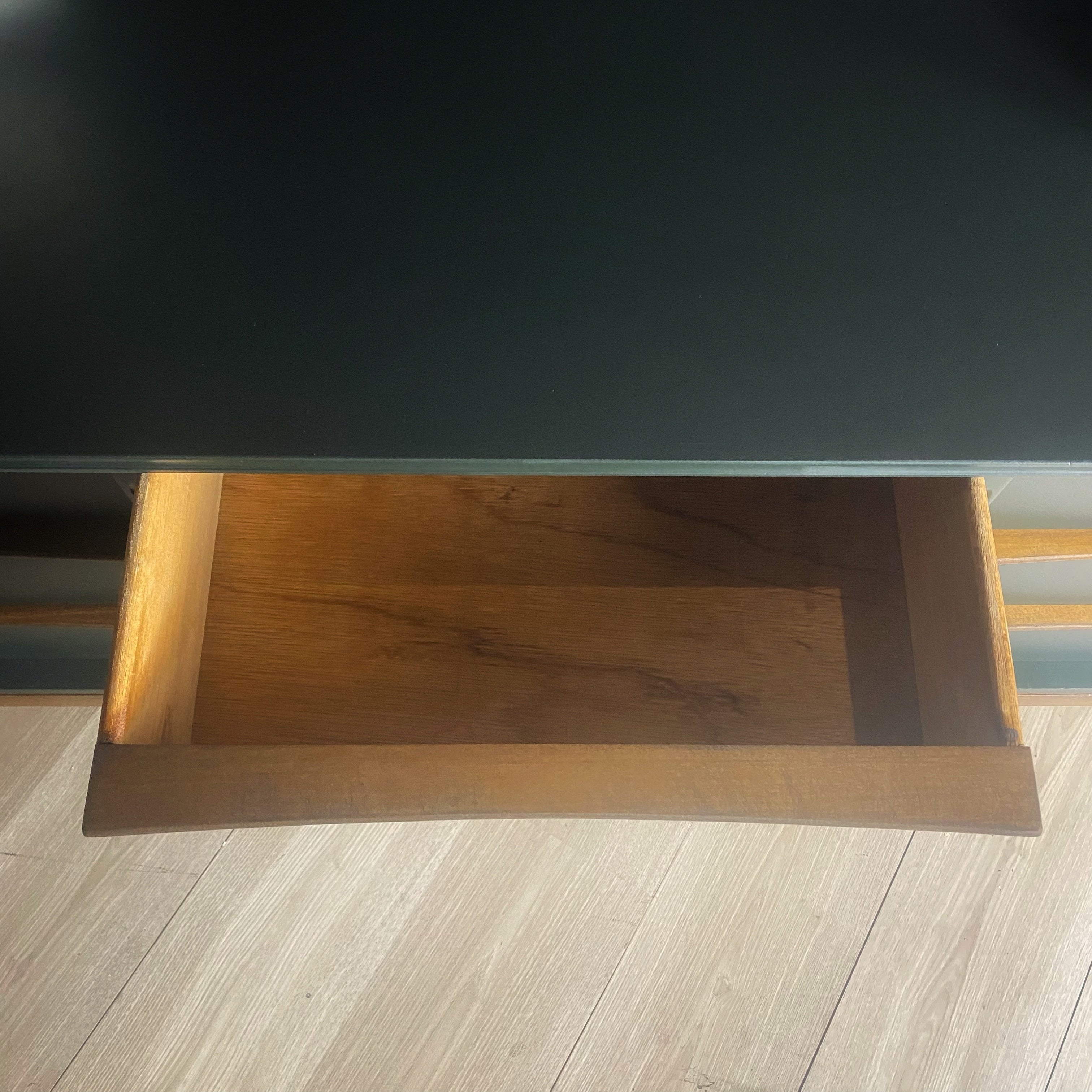 'Kalmar' 9 drawer dresser