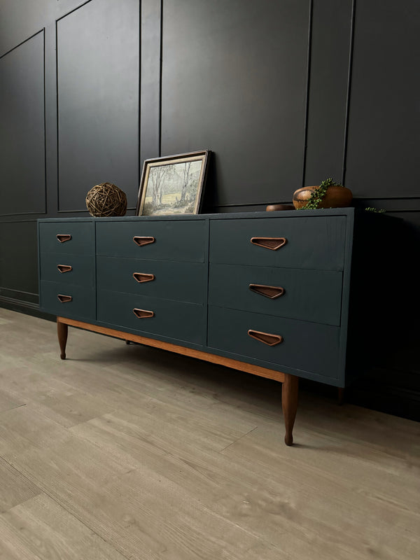 Berryman Furniture dresser teak blue, view 2
