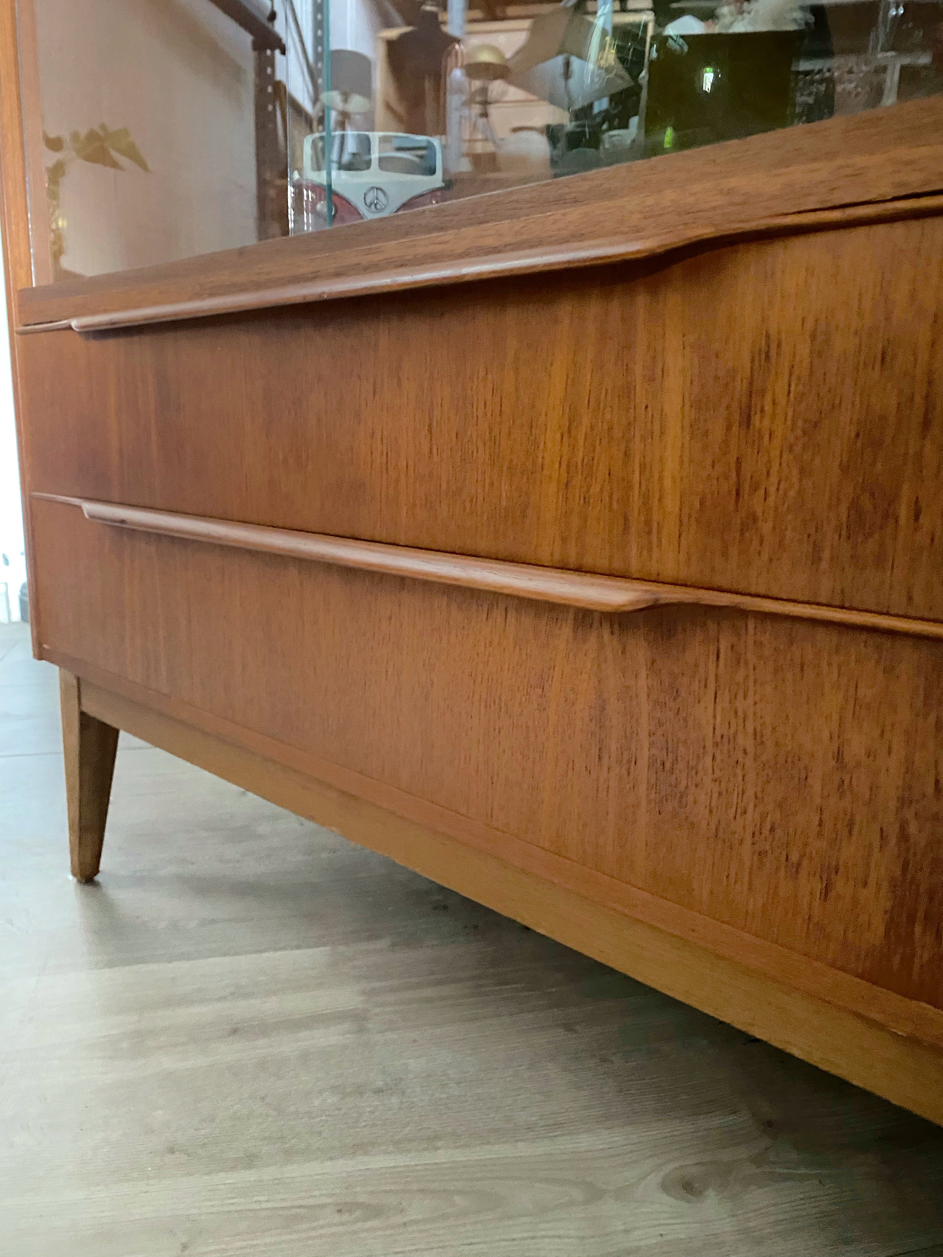 Vintage / Retro / Mid Century Glass Display Cabinet