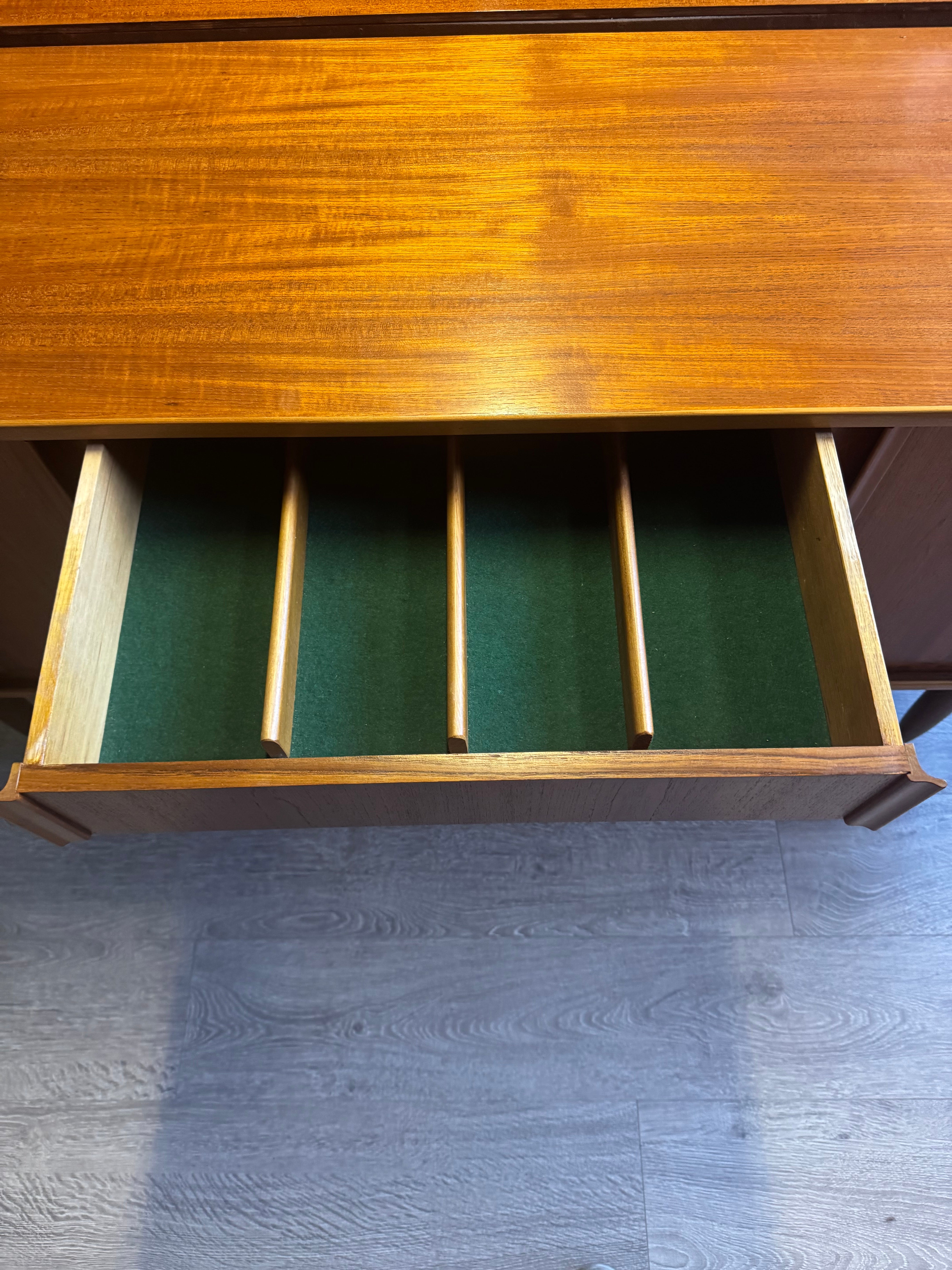 'Kolter Furniture' Sideboard / Buffet