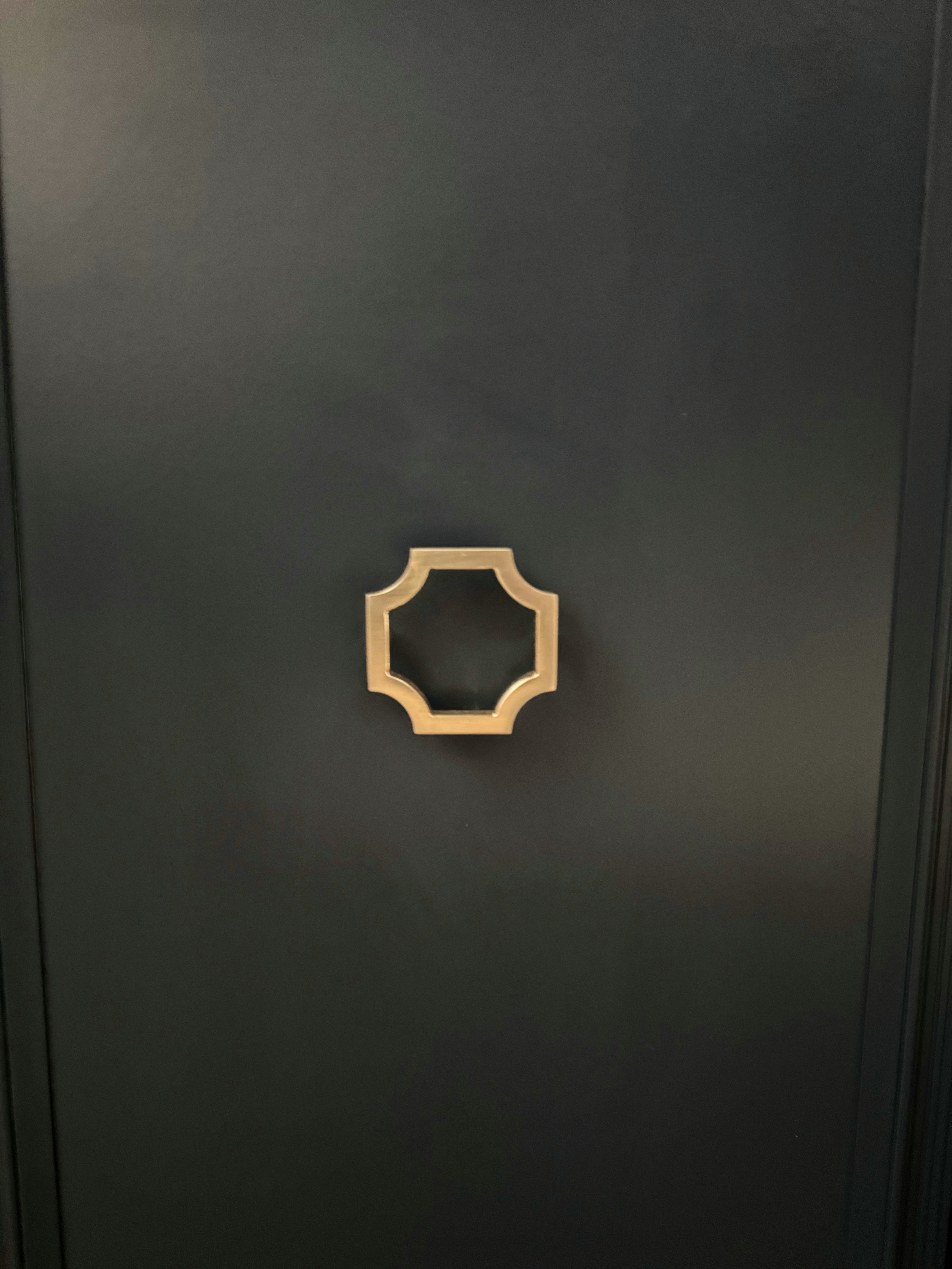 ‘Parker Furniture’ buffet / sideboard / credenza