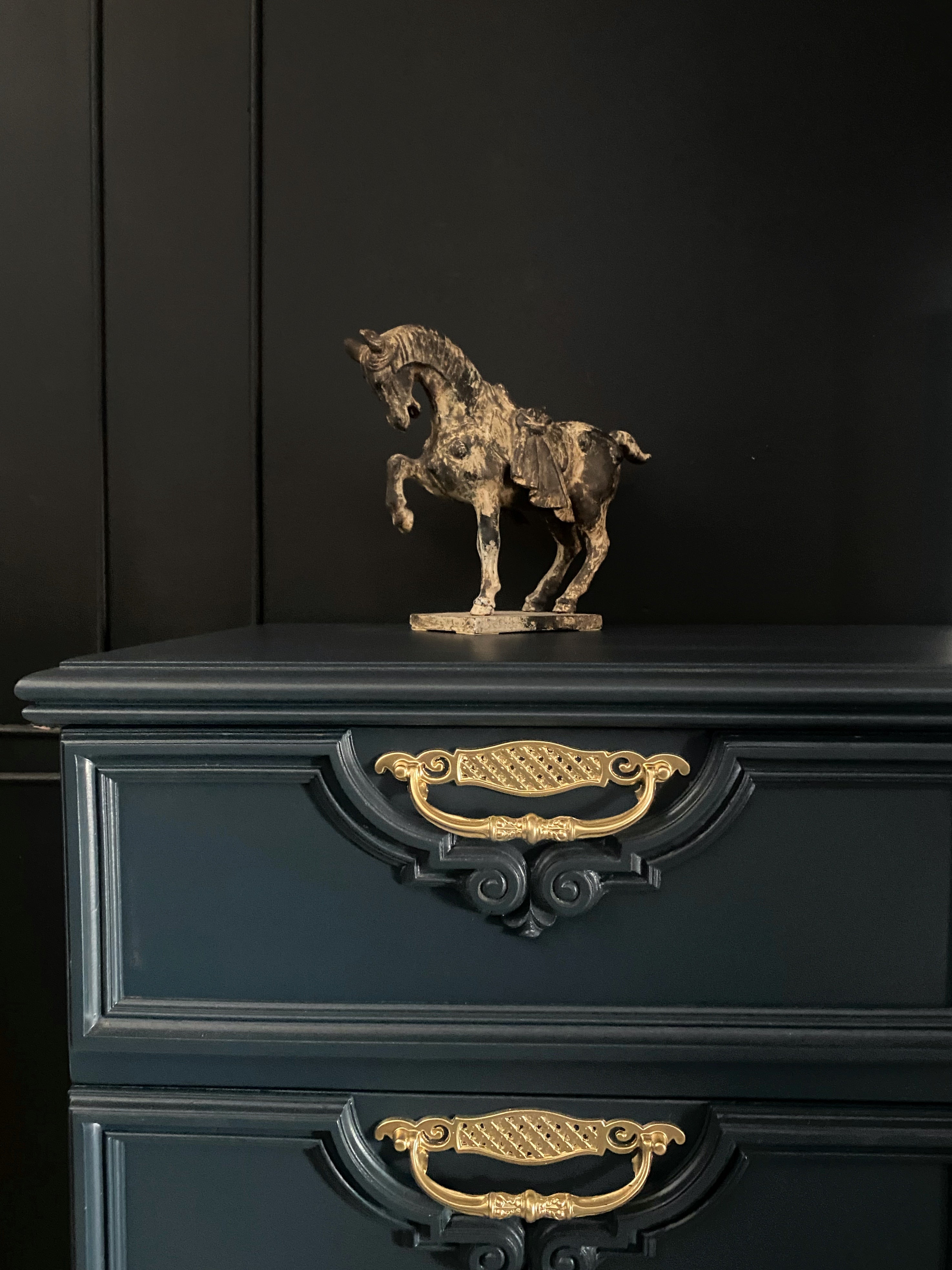 Stunning Berryman buffet / sideboard / dresser / tv unit