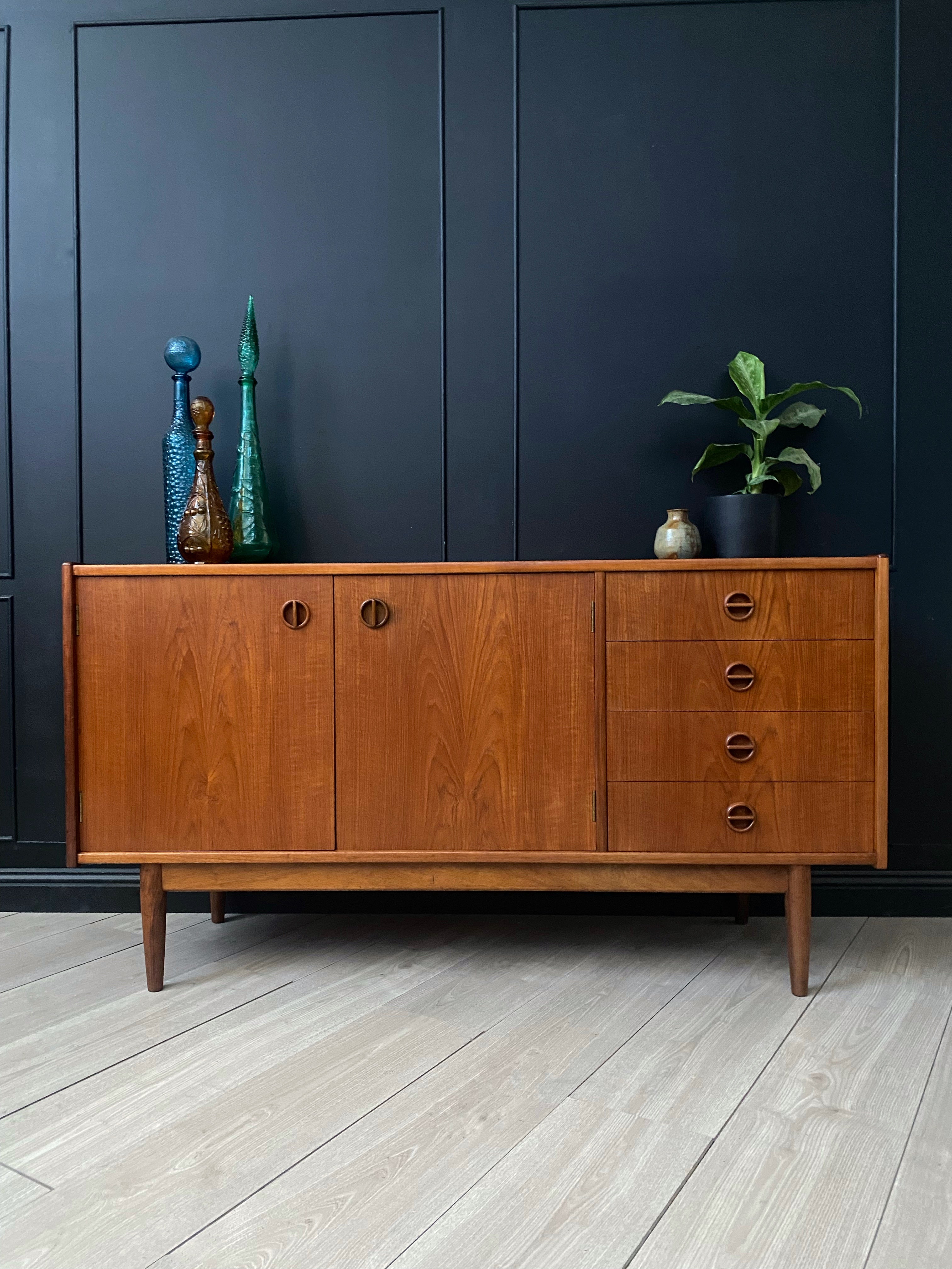 ‘Parker Furniture’ Nordic Cats Eye Sideboard