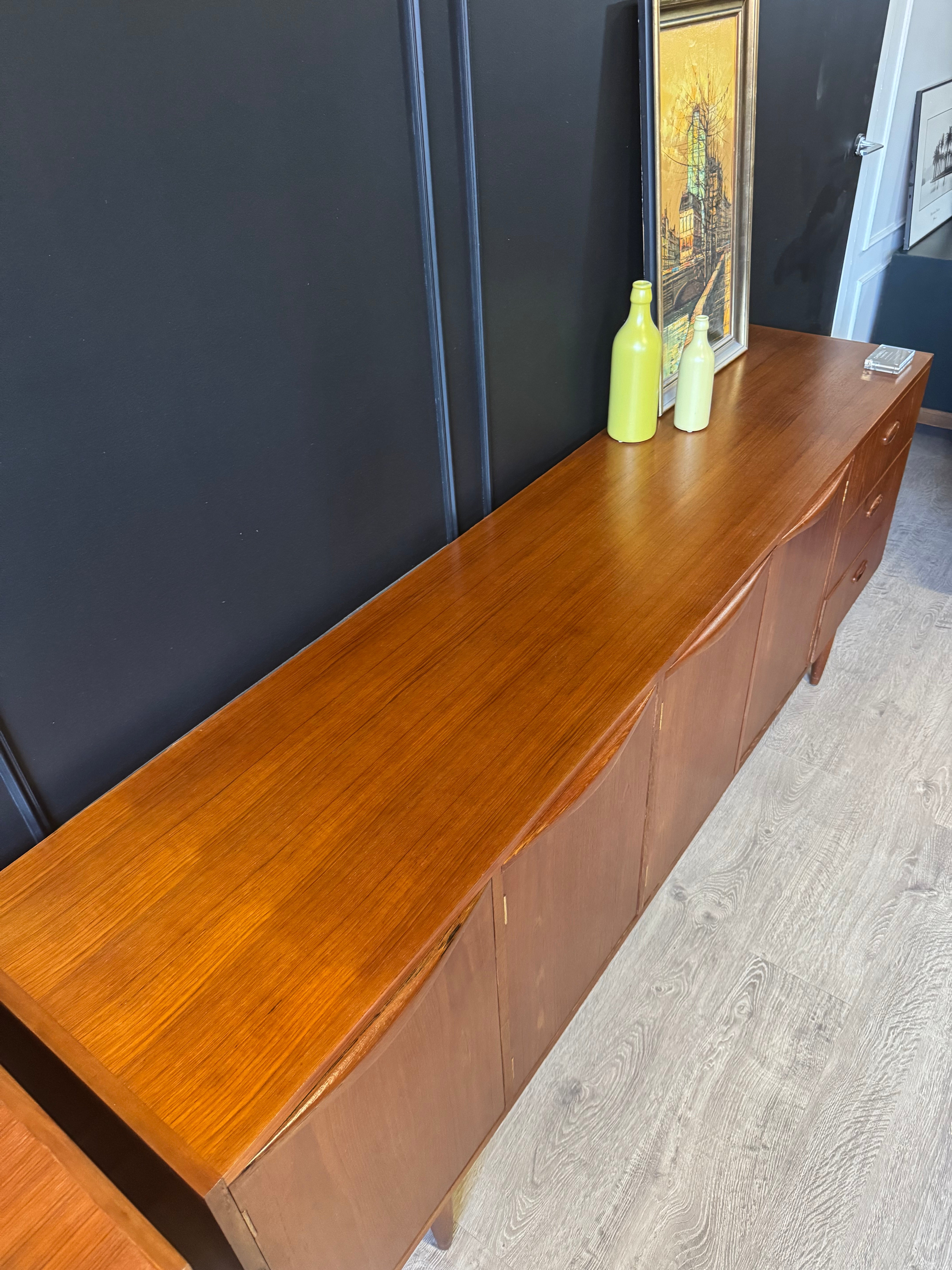 'Chiswell' Sideboard / Buffet with Wave Front Handle