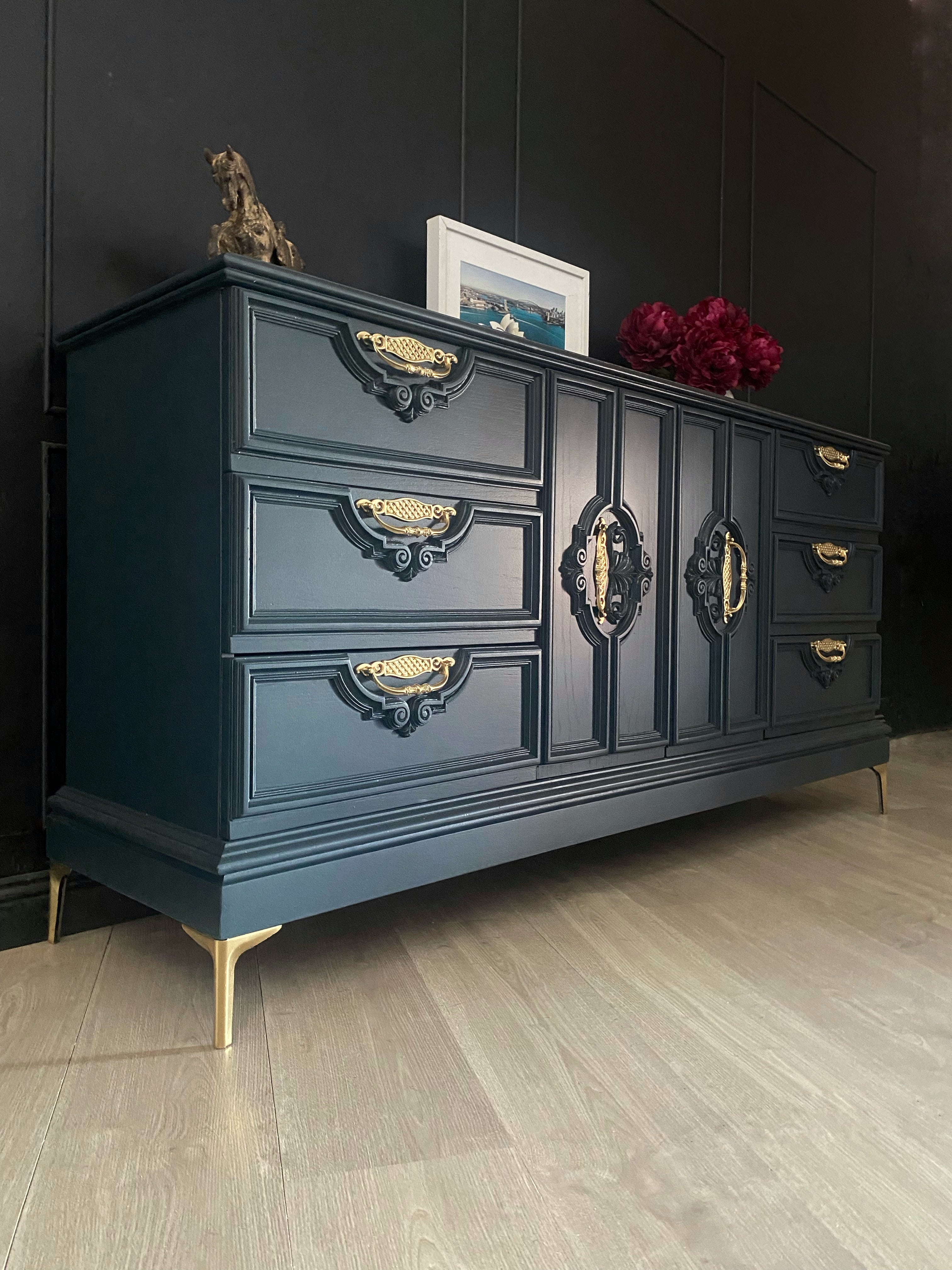 Stunning Berryman buffet / sideboard / dresser / tv unit