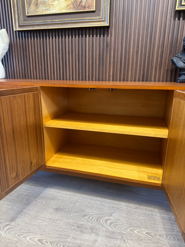 Chiswell sideboard, view 13