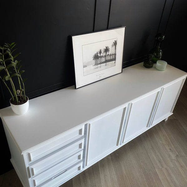 Noblett Furniture sideboard white, view 3